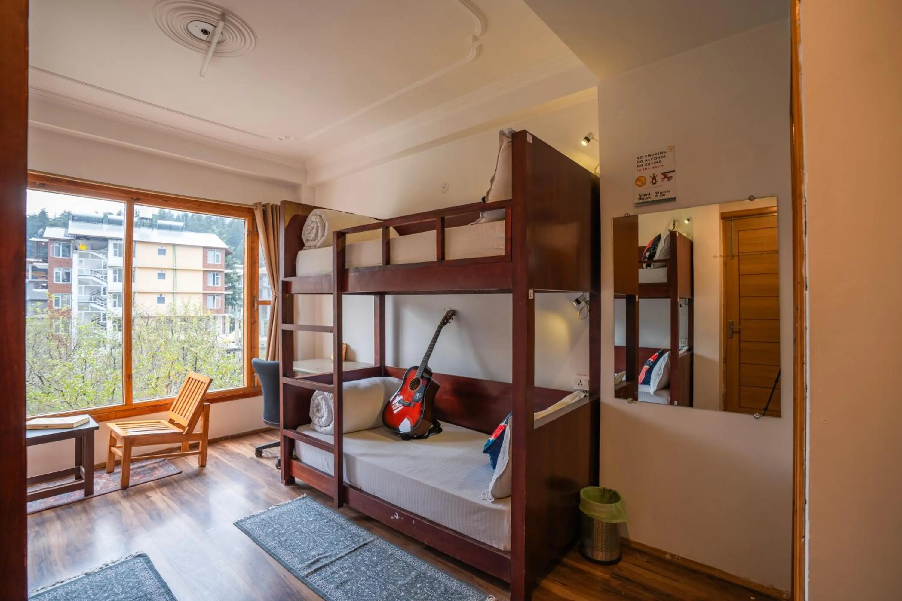 Photo of the whole room, Bed in Alt Life Manali, Old Manali