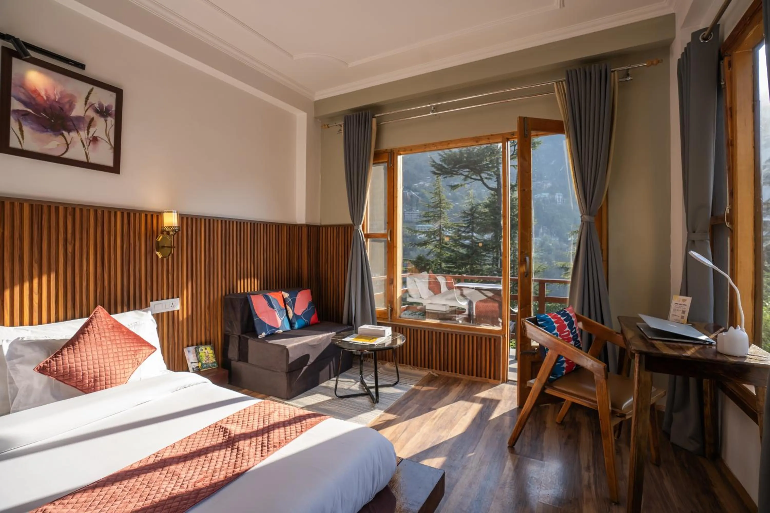 Photo of the whole room, Bed in Alt Life Manali, Old Manali