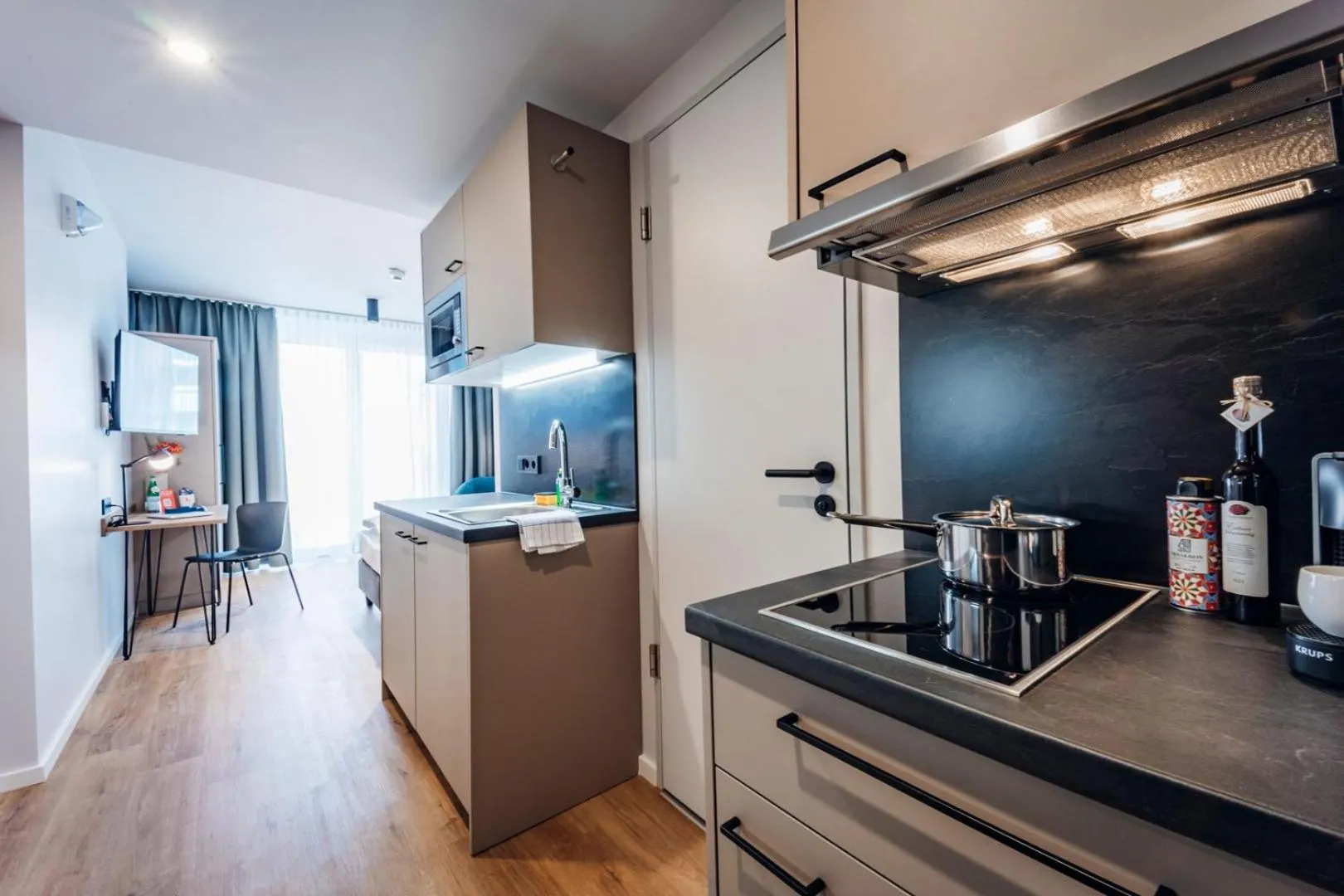 Kitchen or kitchenette in Brera Serviced Apartments Böblingen Sindelfingen