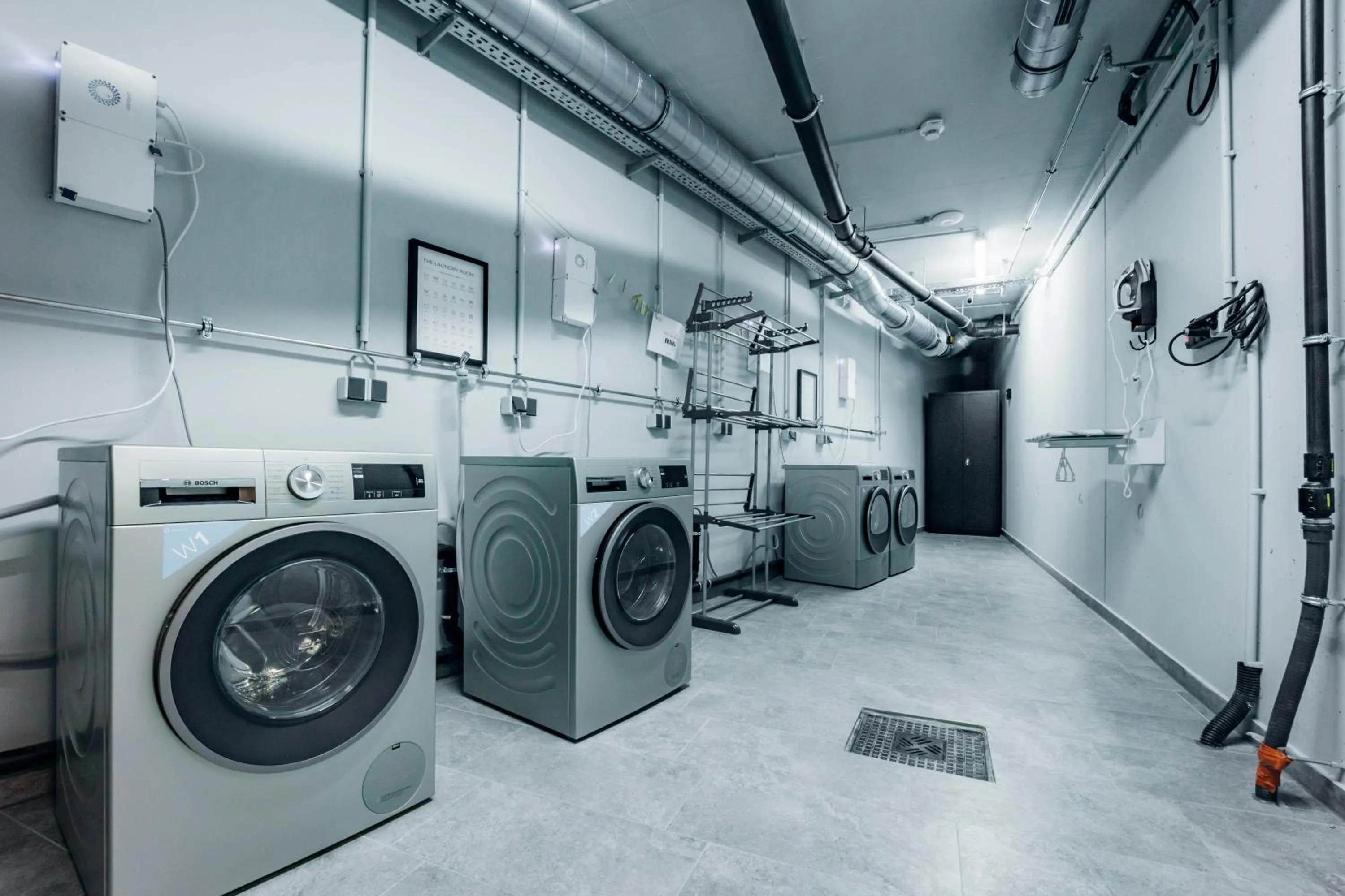 washing machine in Brera Serviced Apartments Böblingen Sindelfingen