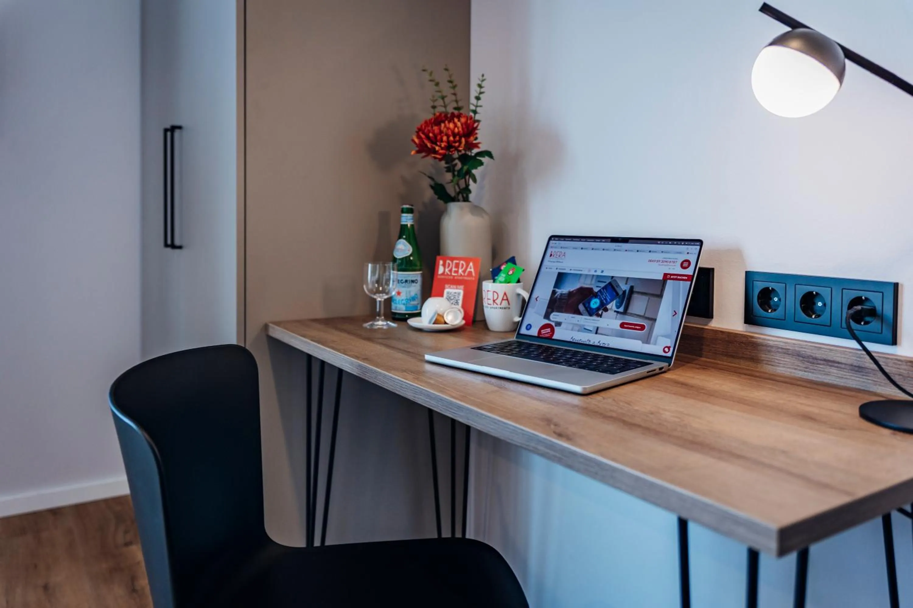 TV and multimedia in Brera Serviced Apartments Böblingen Sindelfingen