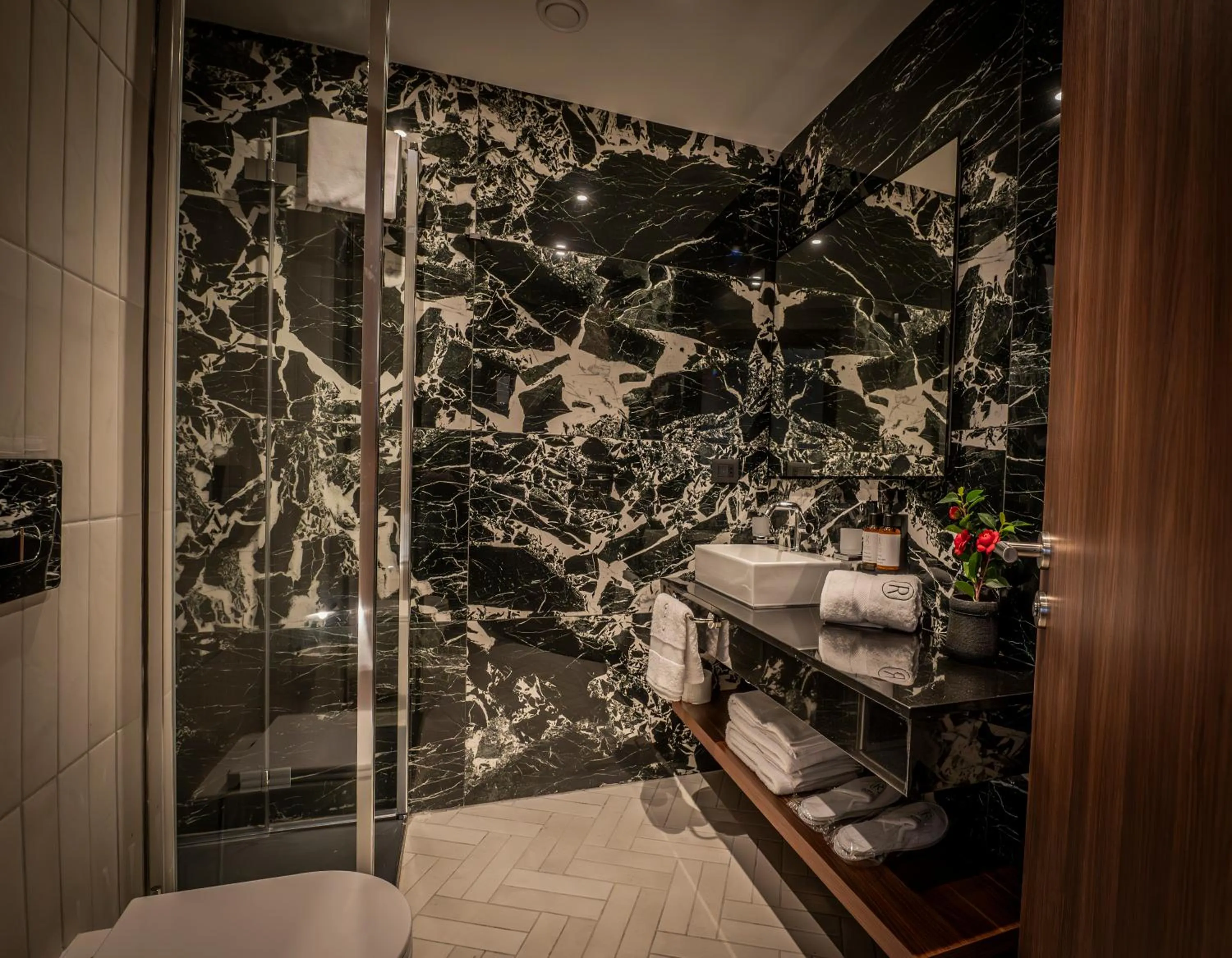 Shower in Royale Sainte Hélène Boutique Hotel