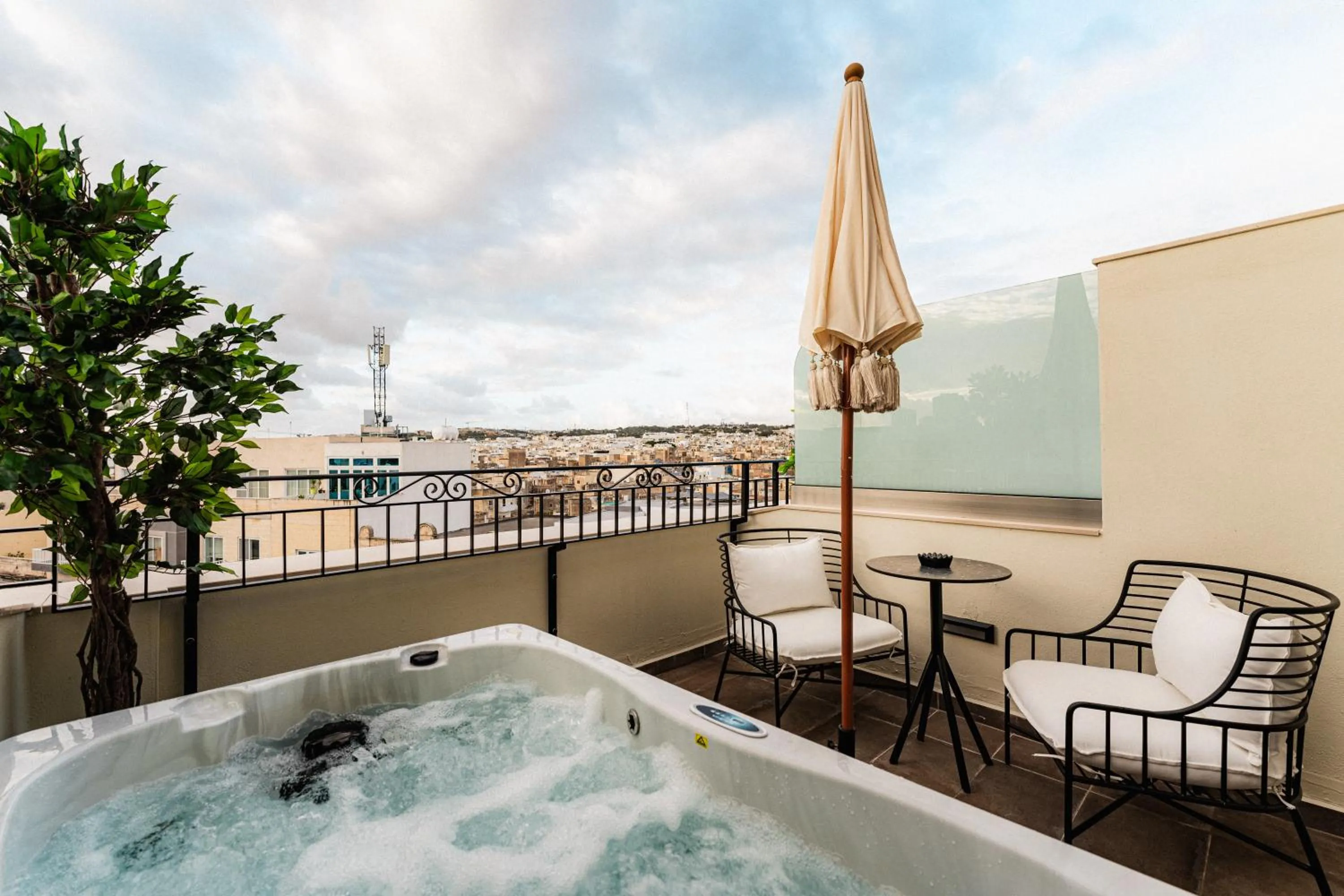 Royale Sainte Hélène Boutique Hotel