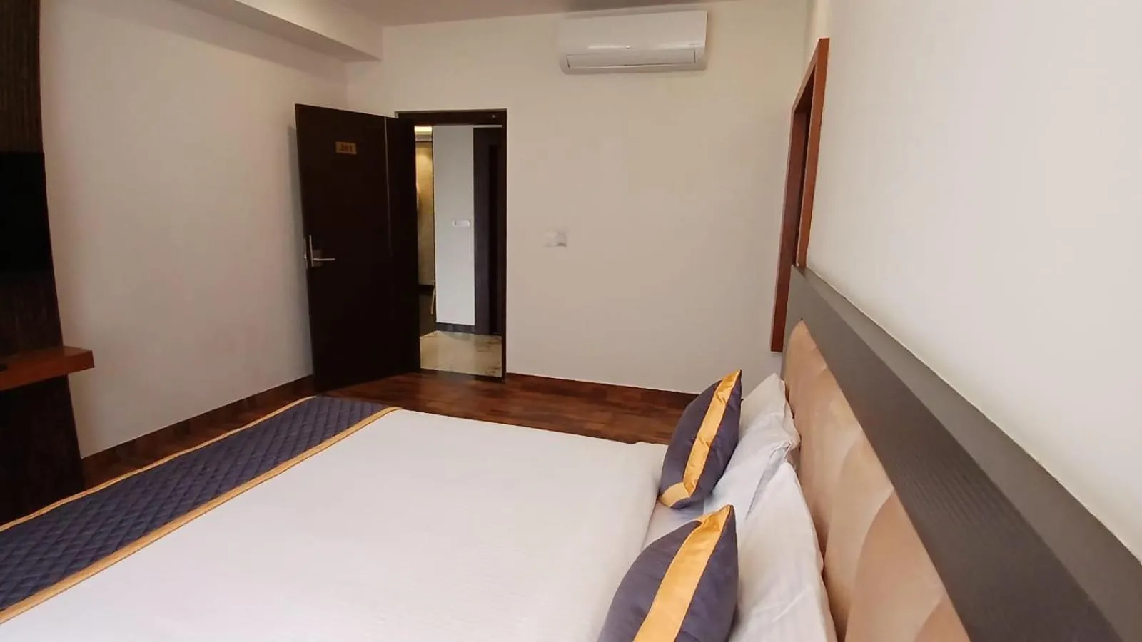 Bedroom, Bed in PPH Living Rajathagiri Palace Premium Rooms