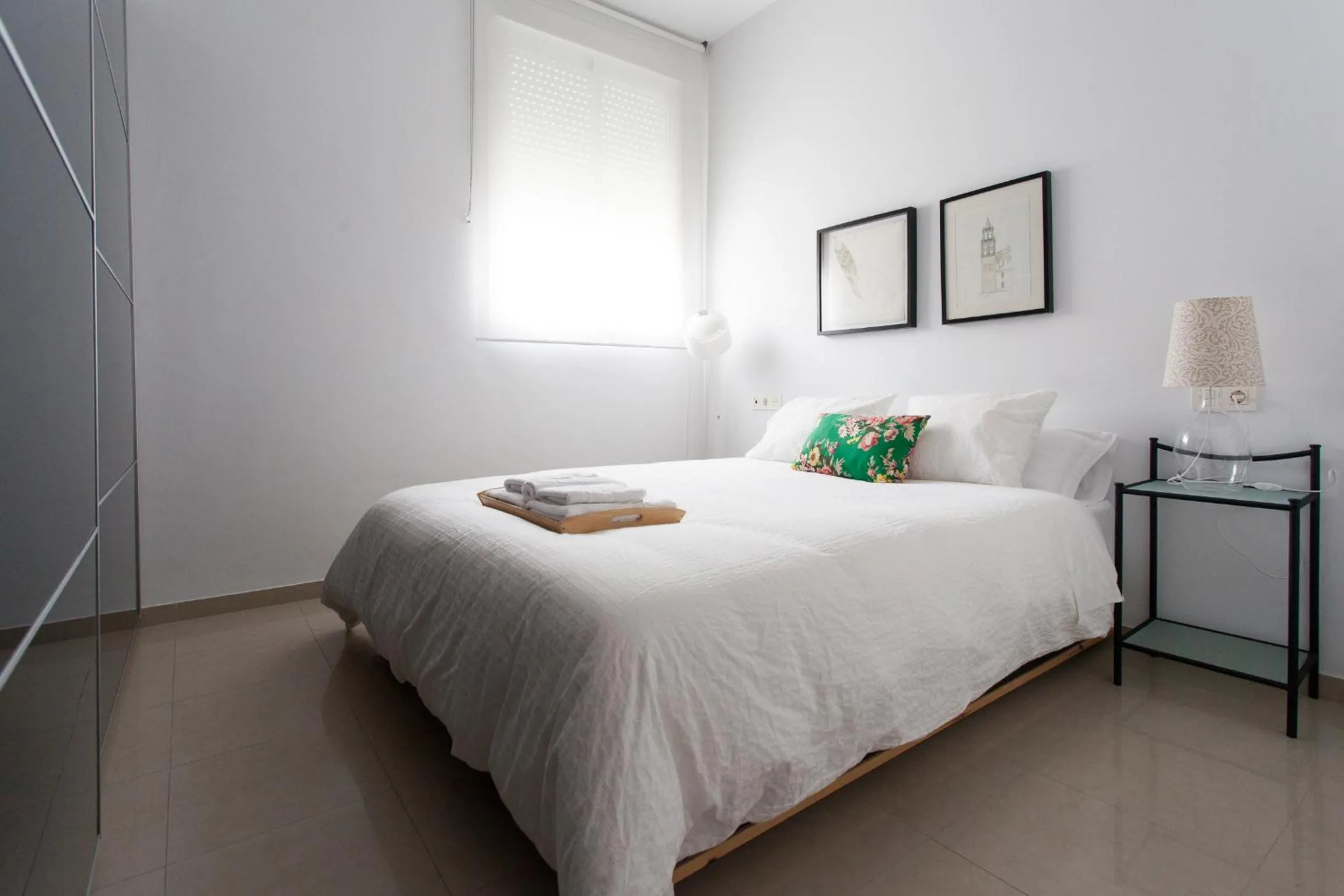 Bedroom, Bed in Apartamentos Diaber San Leandro