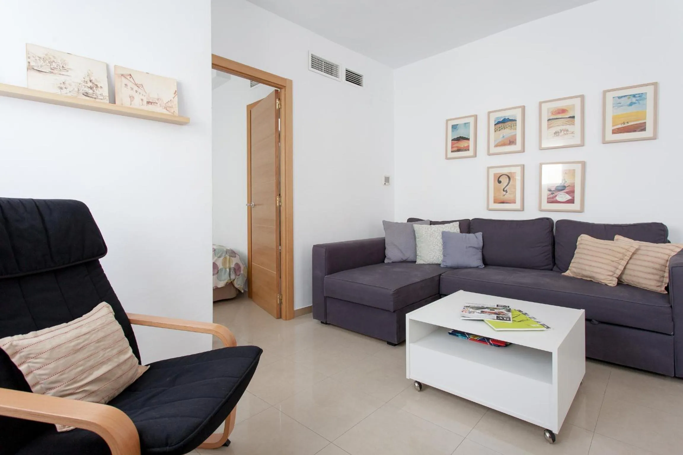 Photo of the whole room in Apartamentos Diaber San Leandro