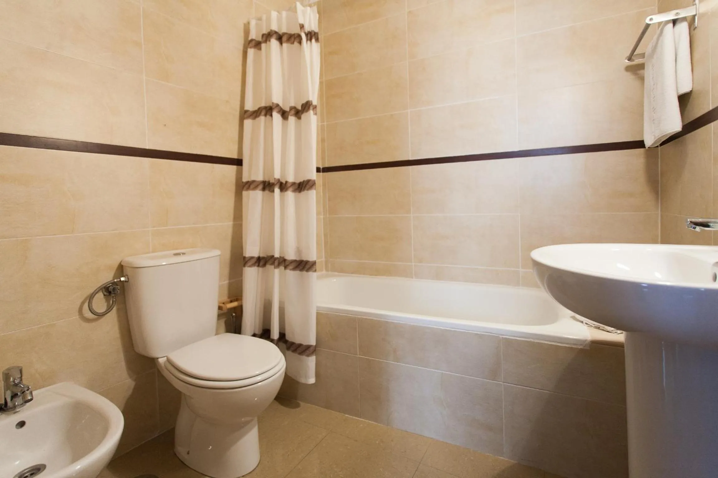 Bathroom in Apartamentos Diaber San Leandro