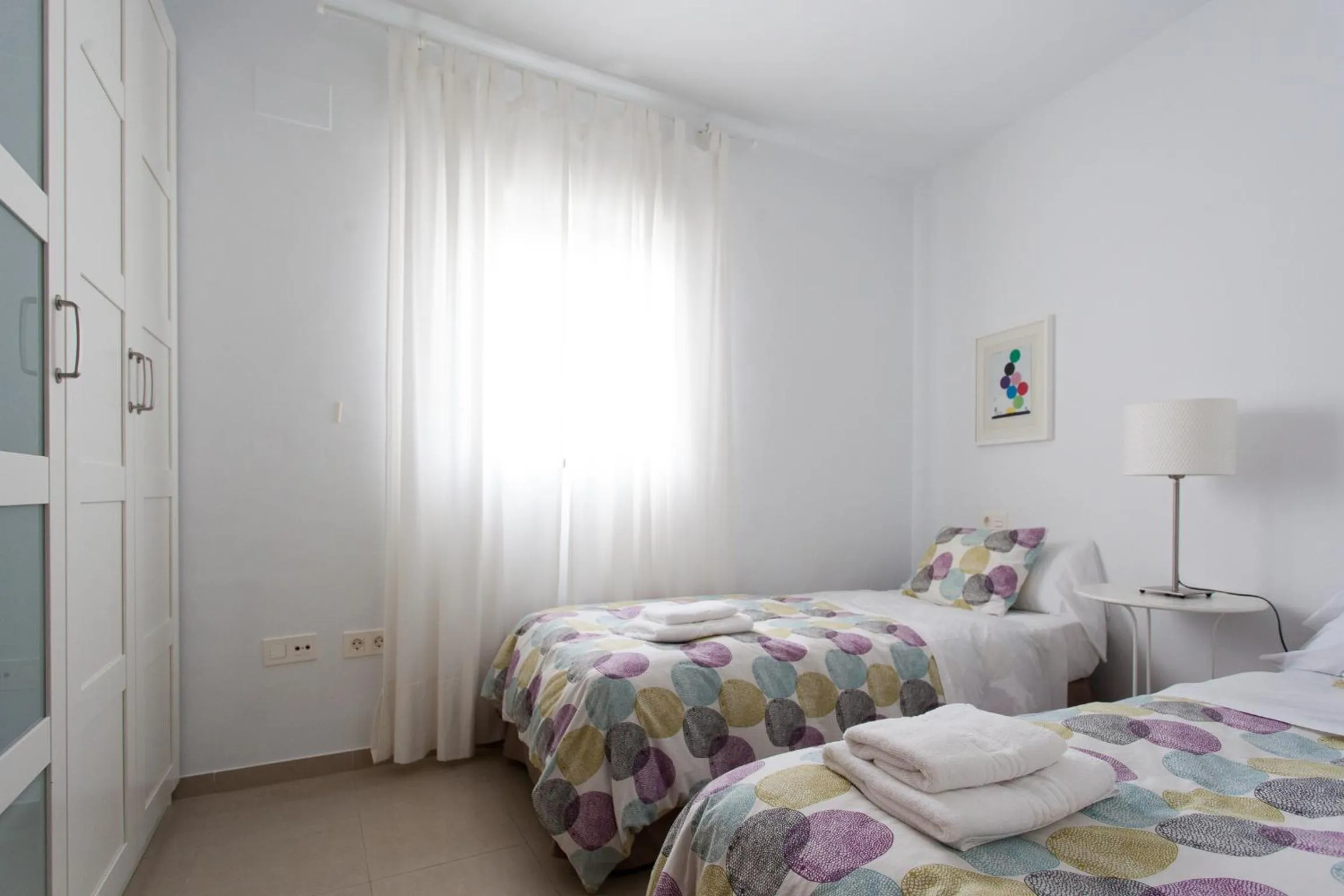 Bedroom, Bed in Apartamentos Diaber San Leandro