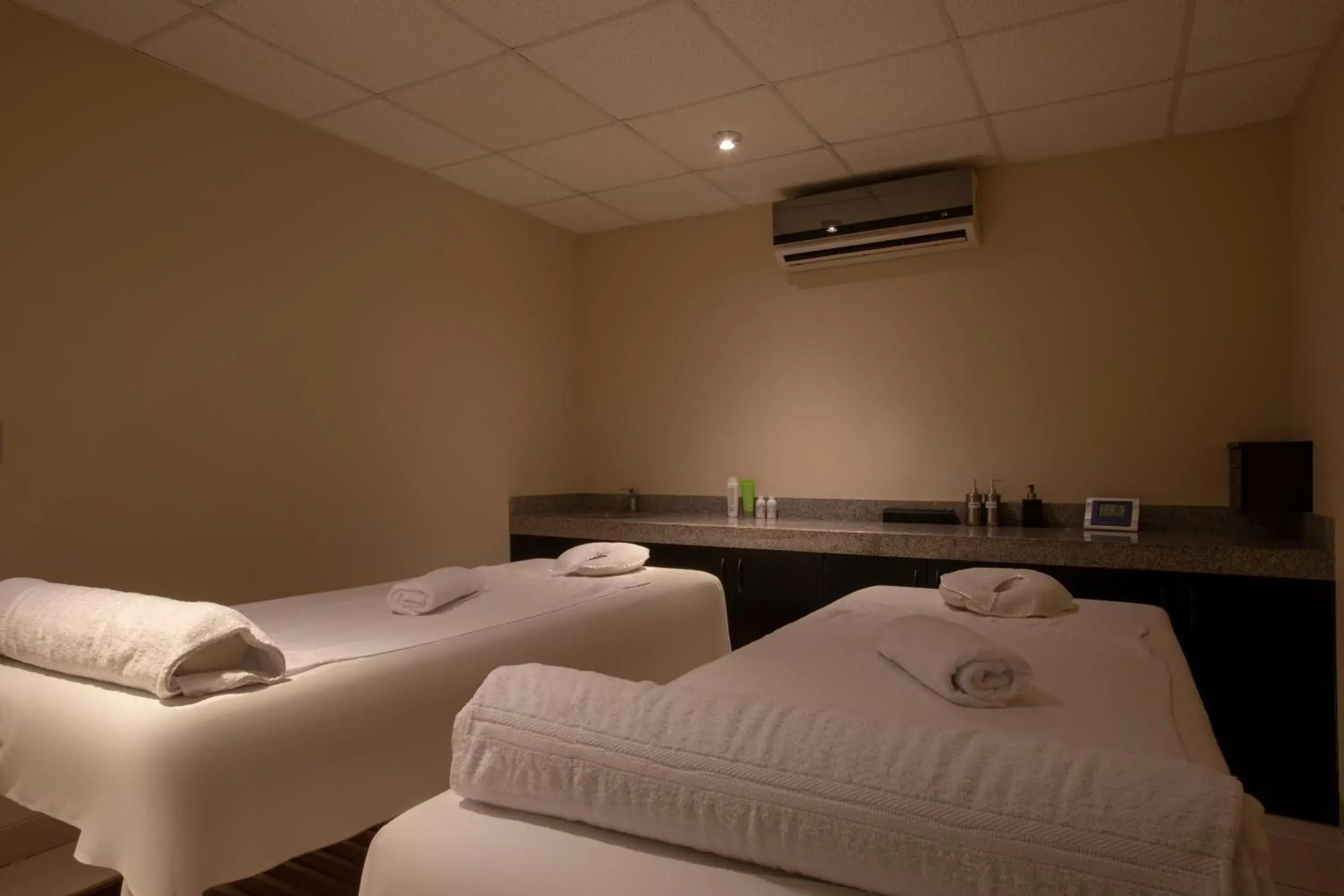 Massage, Bed in Casa Andina Select Pucallpa Massage, Bed in Casa Andina Select Pucallpa