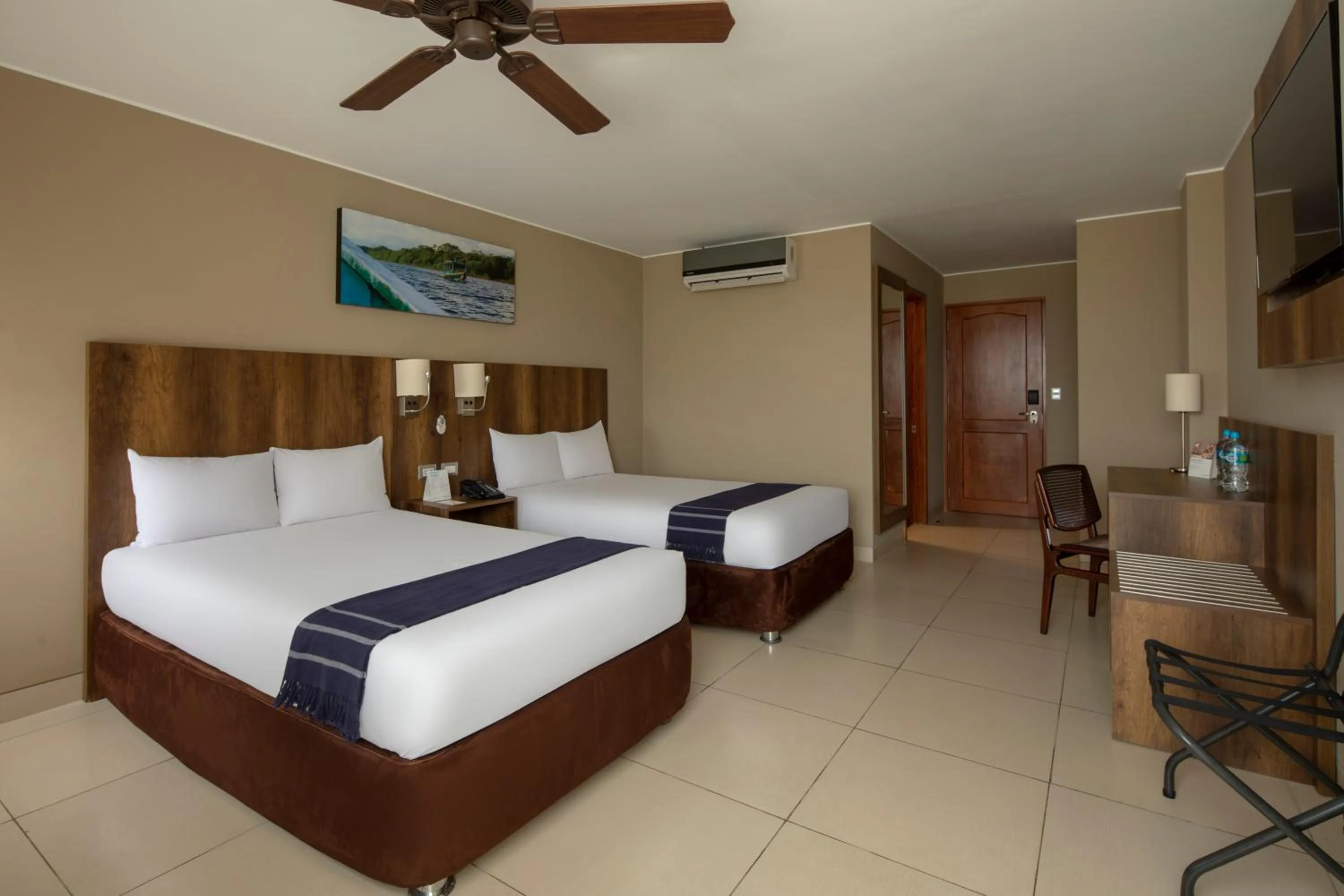 Photo of the whole room, Bed in Casa Andina Select Pucallpa