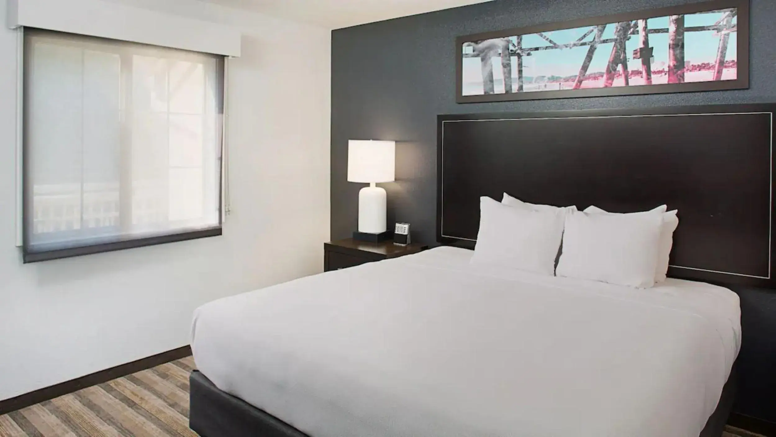 Bedroom, Bed in Hyatt House Dallas Las Colinas Bedroom, Bed in Hyatt House Dallas Las Colinas