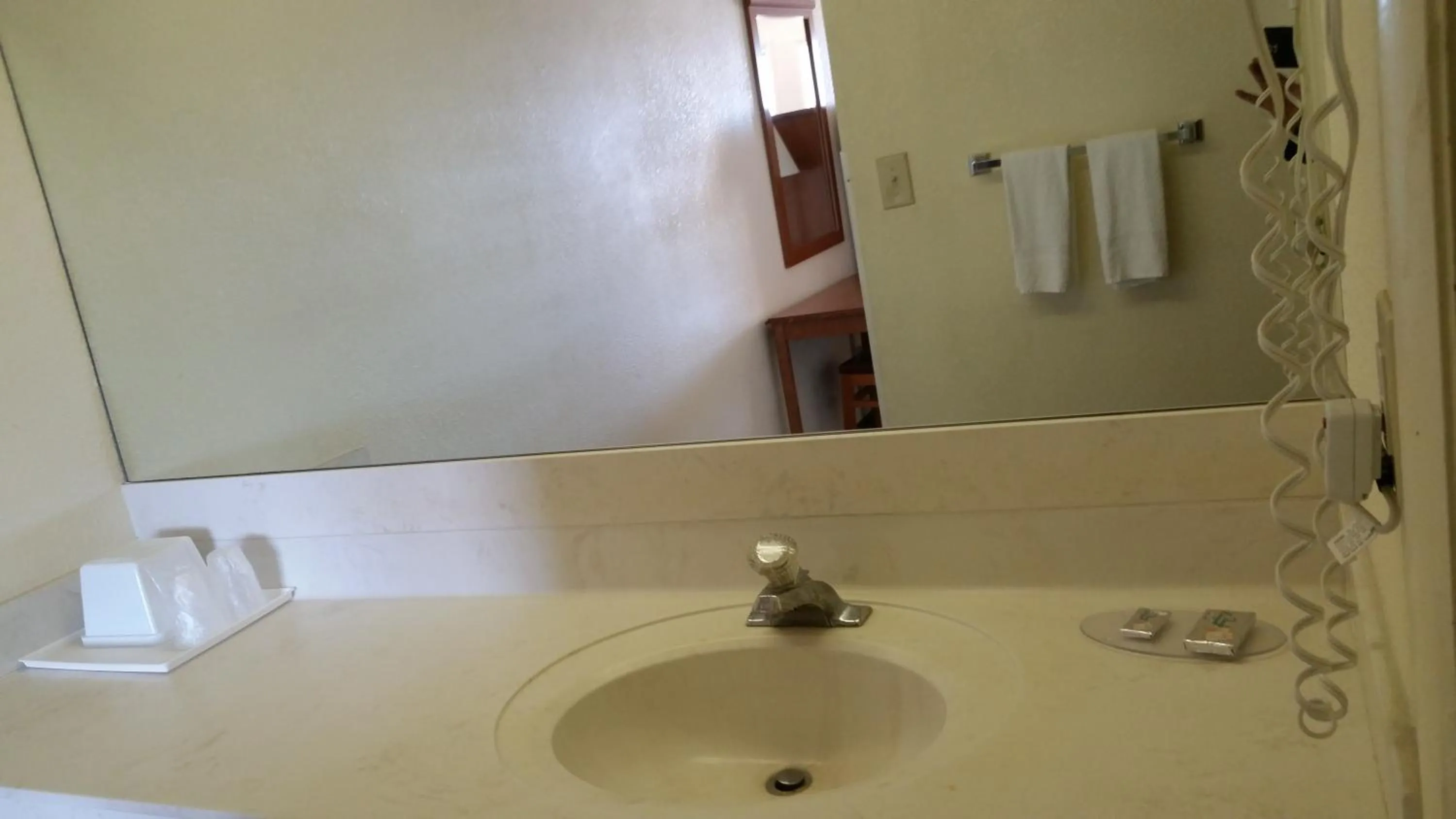 Double Room with Two Double Beds - Non-Smoking in Economy Inn Dillon
