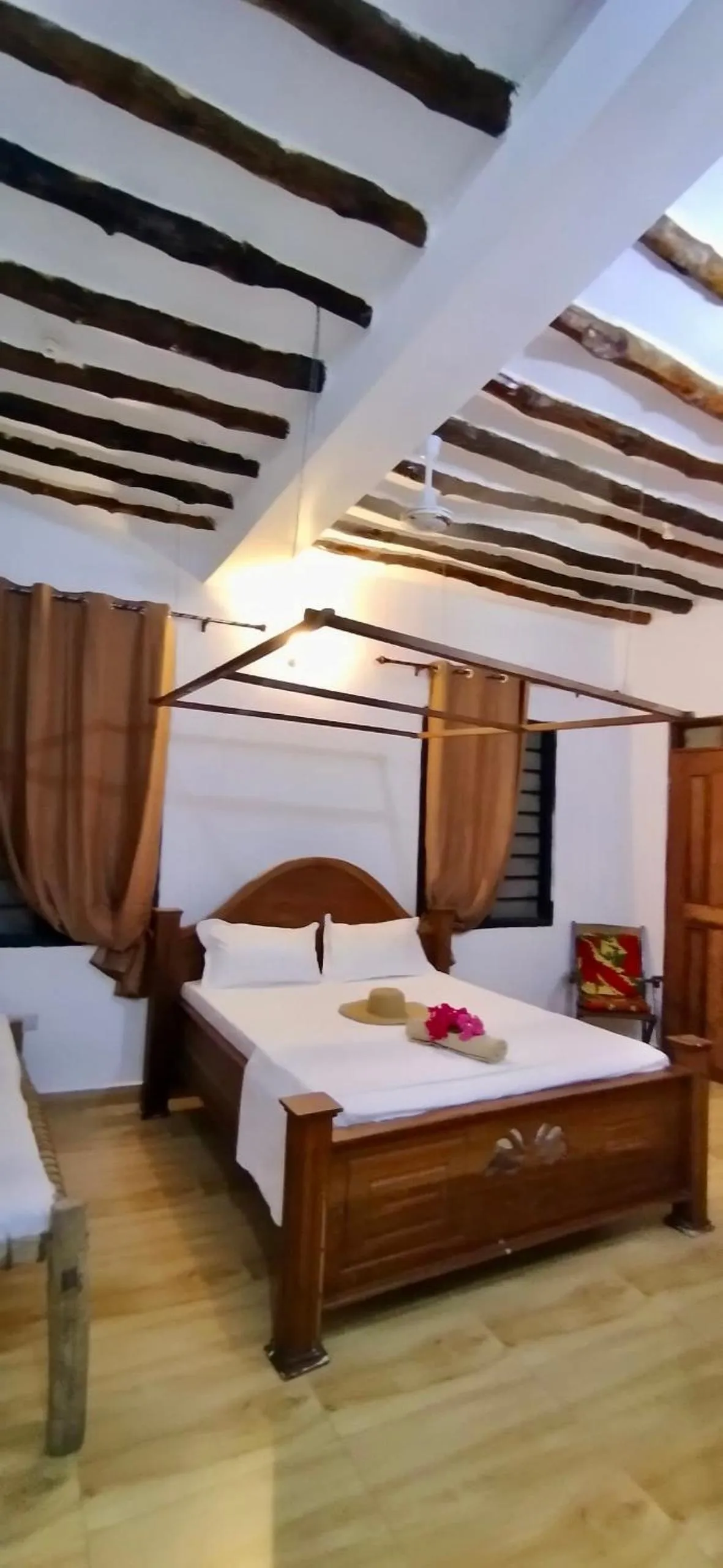 Bed in The Tropinest bungalow