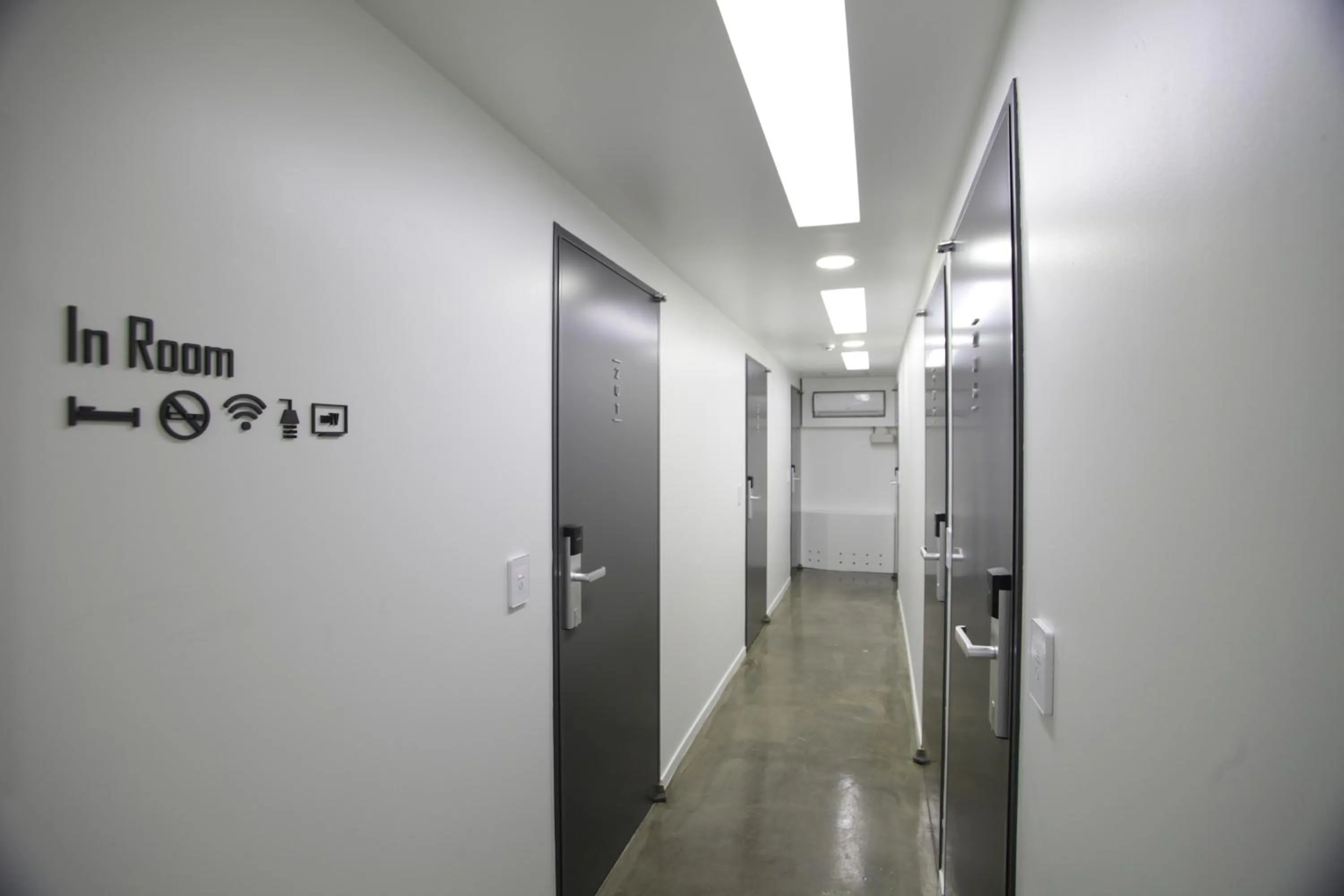 Decorative detail in K-Guesthouse Dongdaemun Premium 2