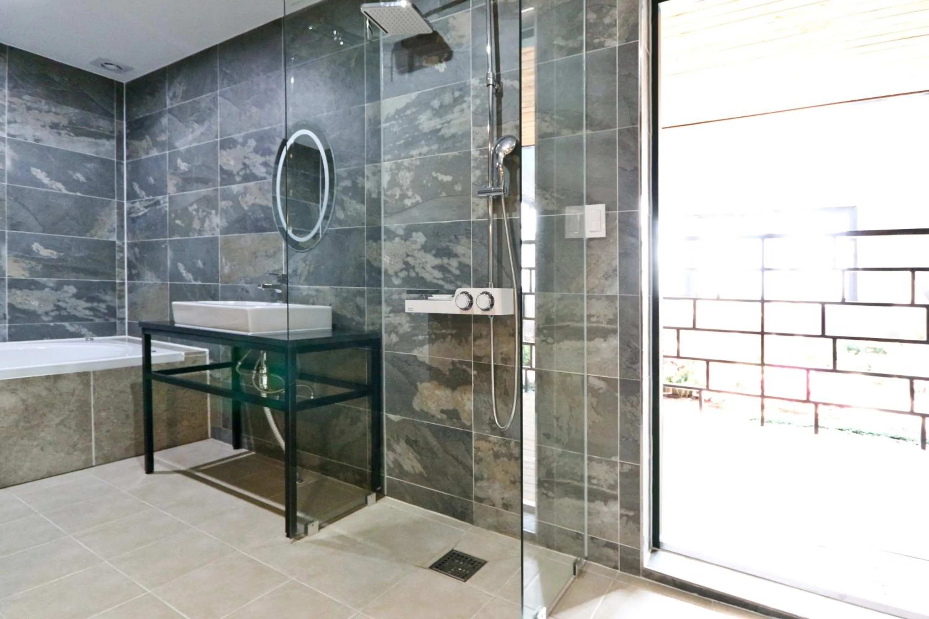 Bathroom in Hotel Home