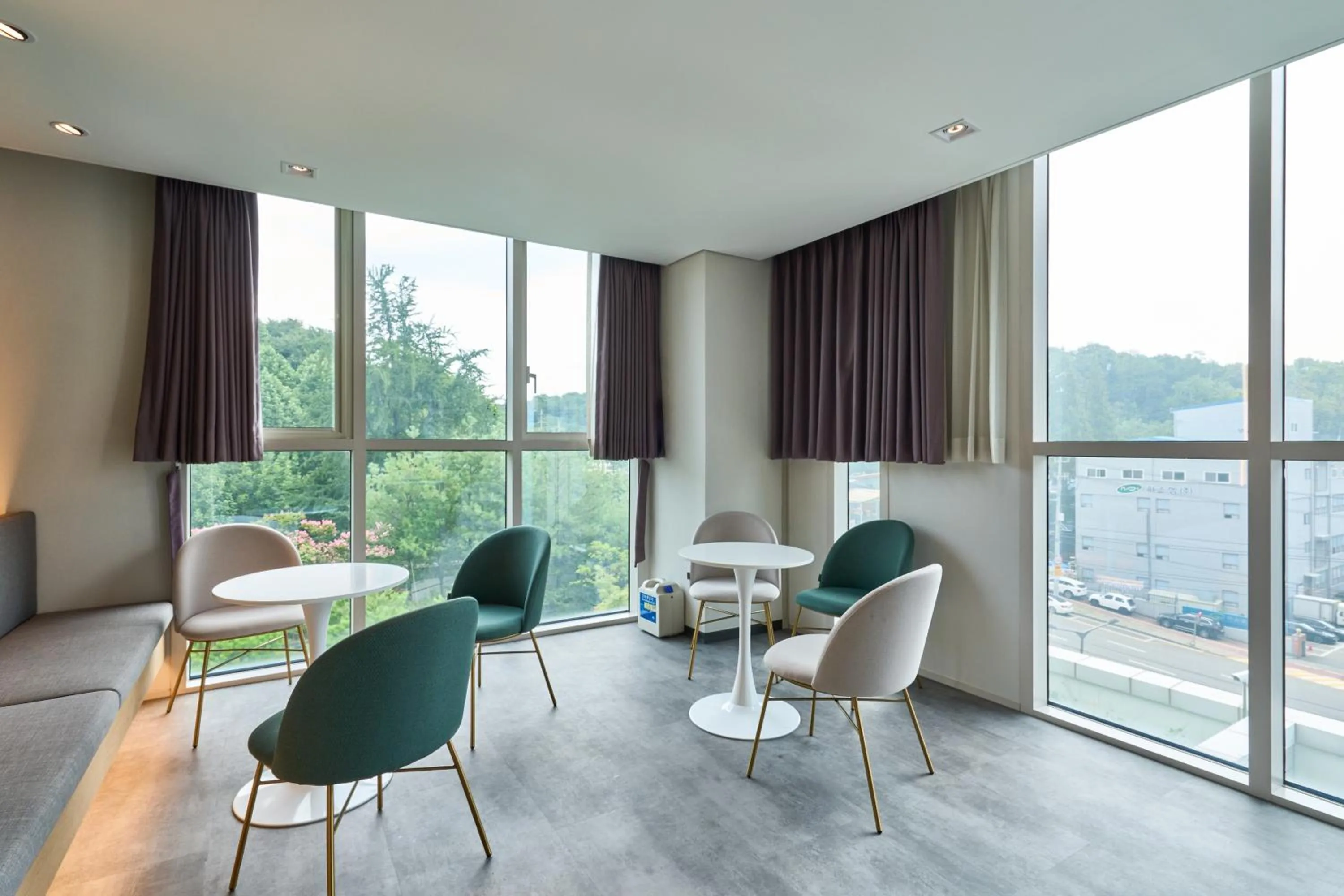 Area and facilities in Hotel Square Ansan