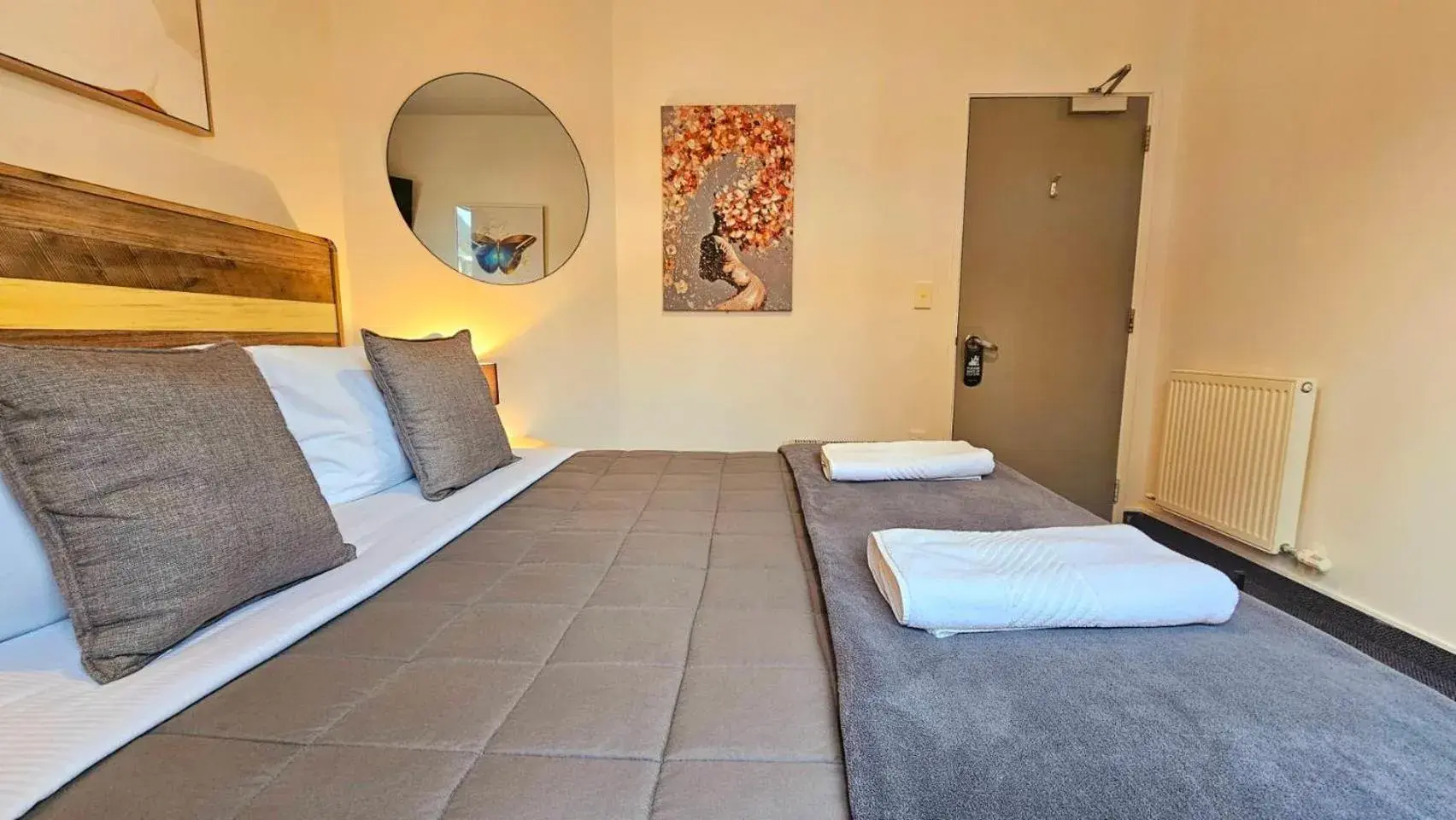 Bed in Wild Kea Lodge Franz Josef Bed in Wild Kea Lodge Franz Josef