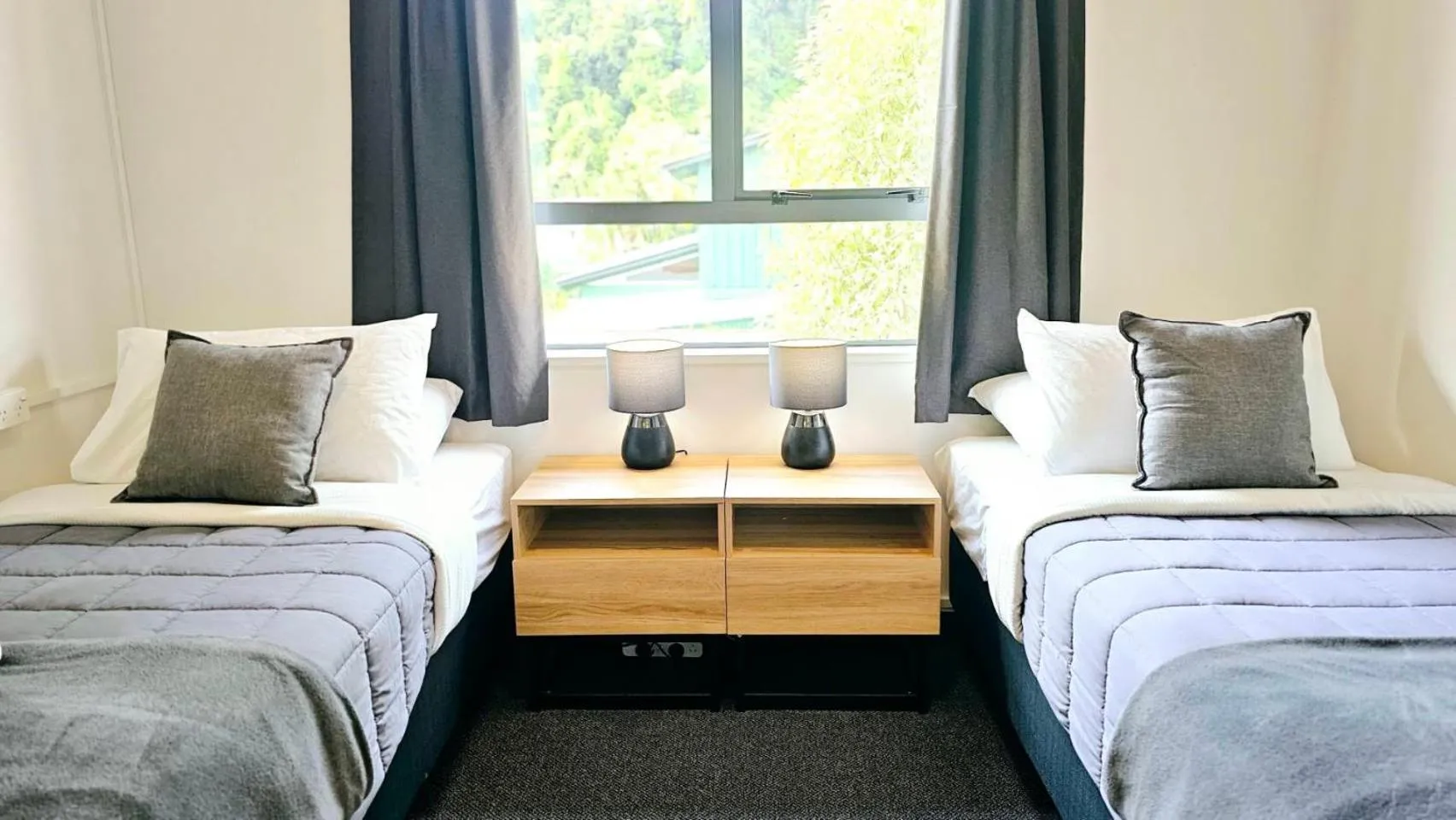 Bed in Wild Kea Lodge Franz Josef