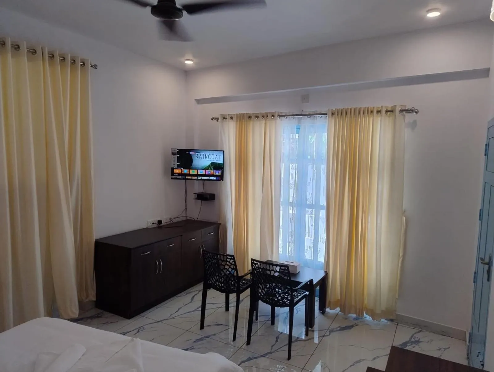 Bed in Gulmohar Varkala