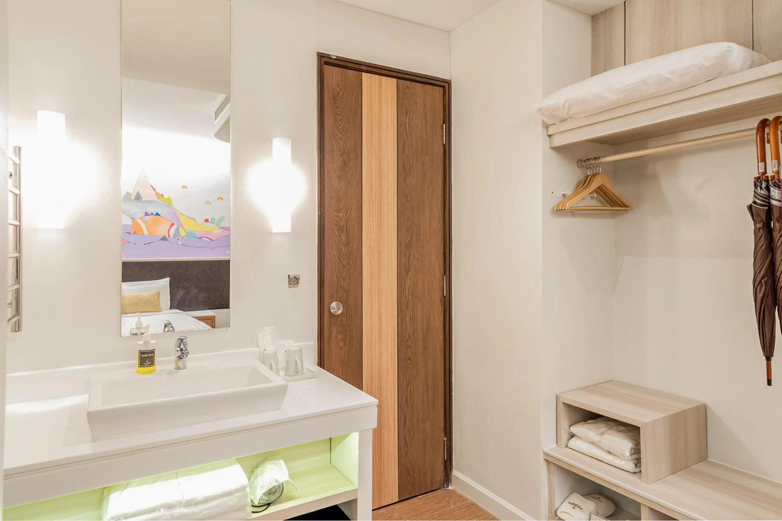 Photo of the whole room in Sand Dunes Chaolao Beach Resort