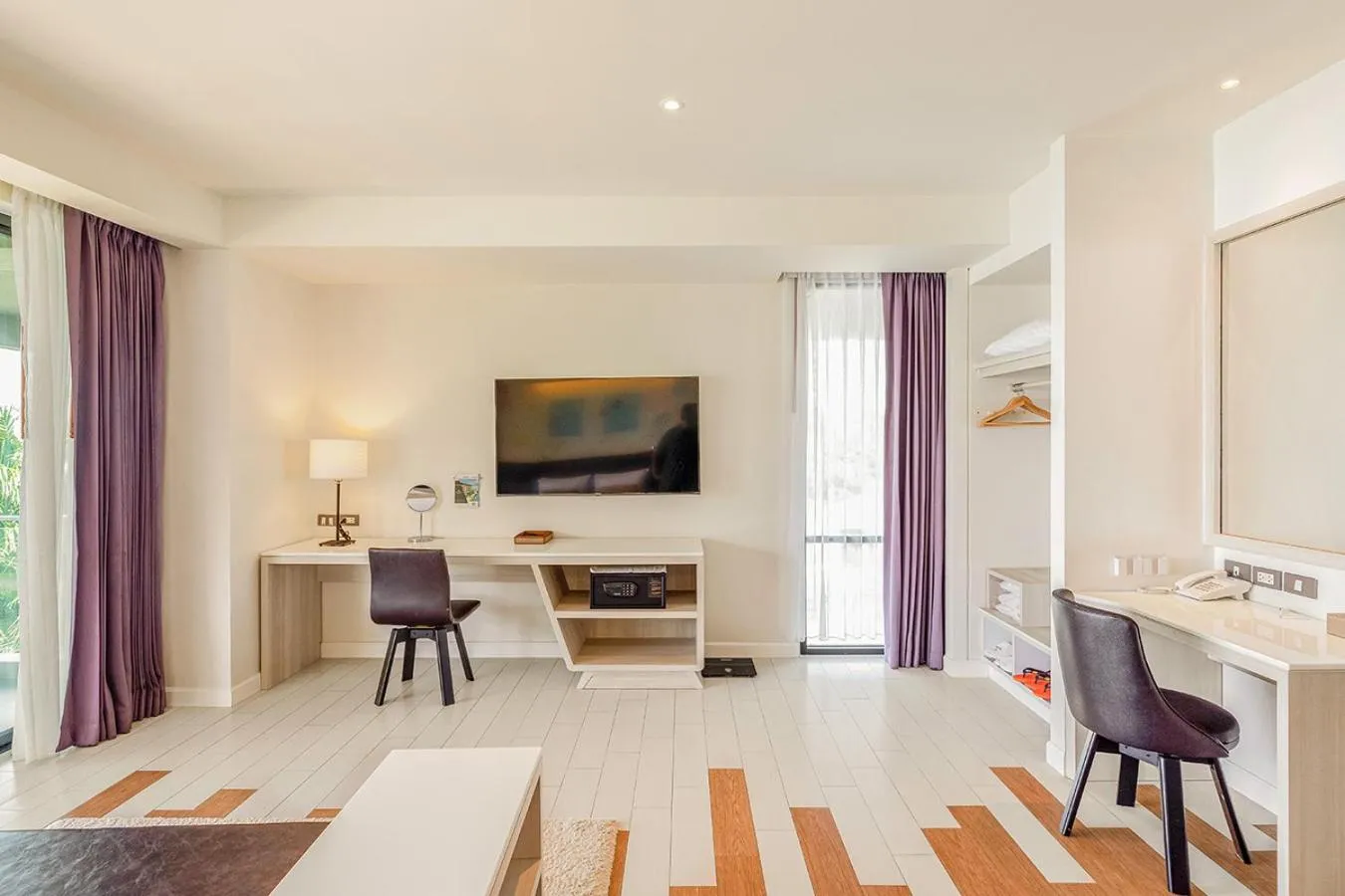 TV and multimedia in Sand Dunes Chaolao Beach Resort