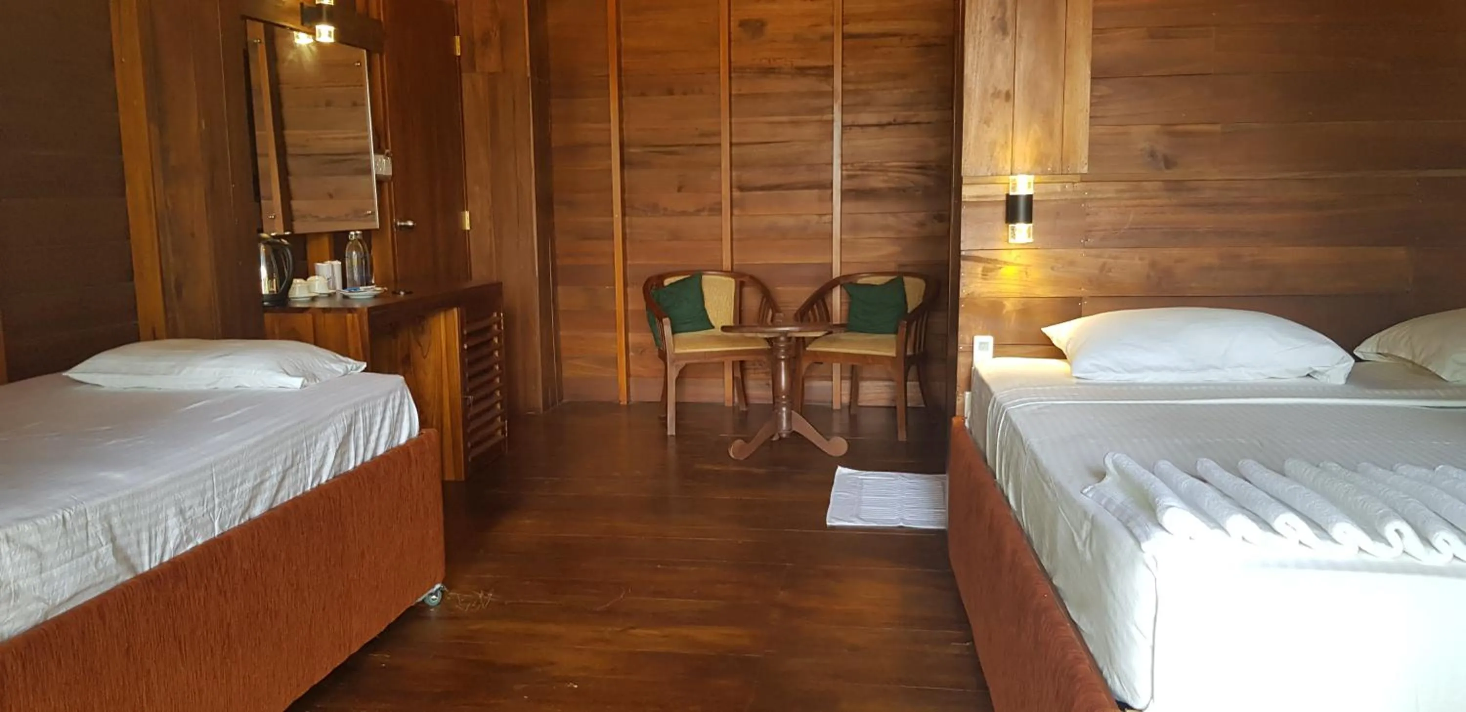 Bed in Wilpattu Tree House