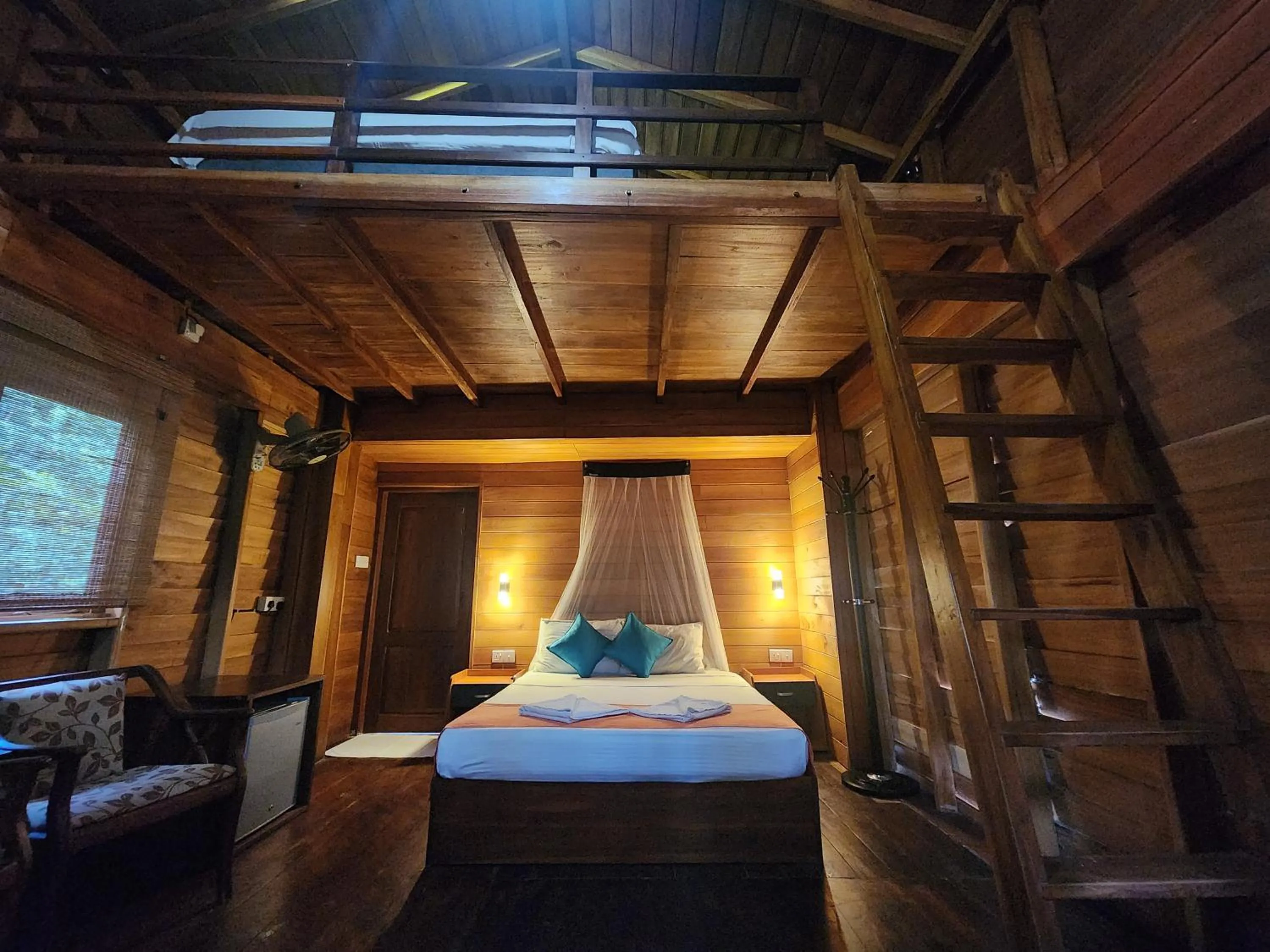 Bedroom, Bed in Wilpattu Tree House