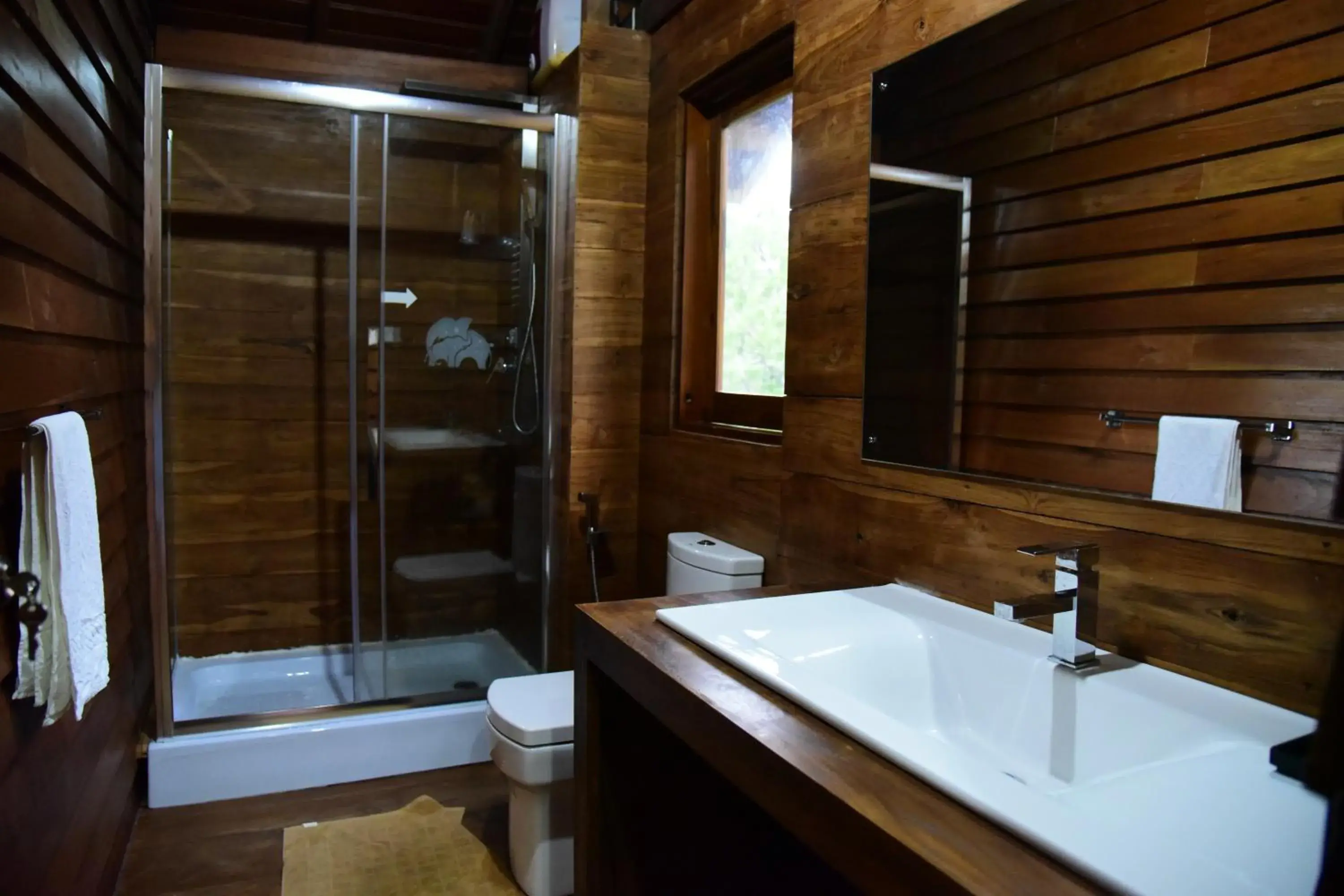 Deluxe Double Room with Balcony - single occupancy in Wilpattu Tree House Deluxe Double Room with Balcony - single occupancy in Wilpattu Tree House