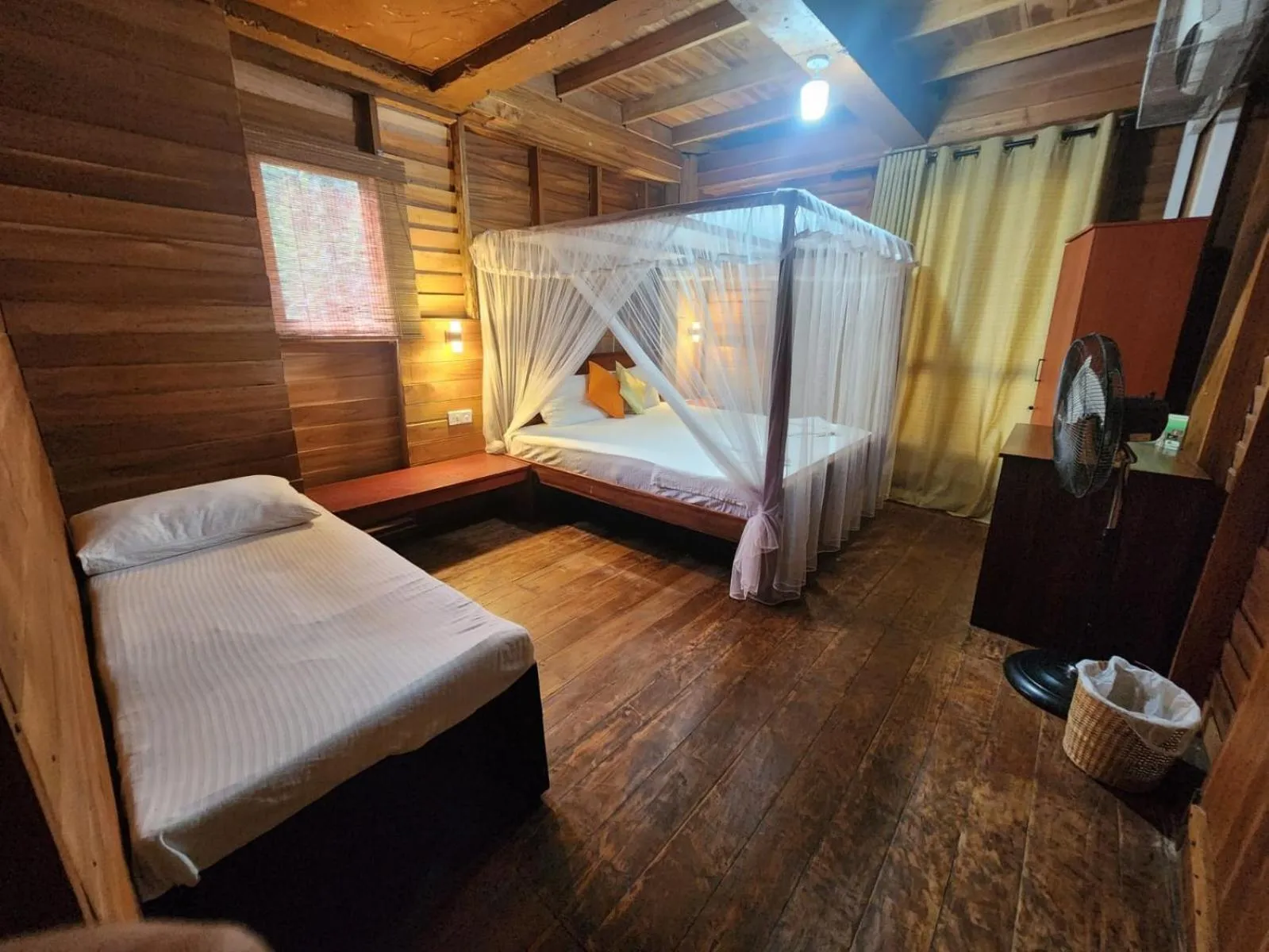 Bedroom, Bed in Wilpattu Tree House