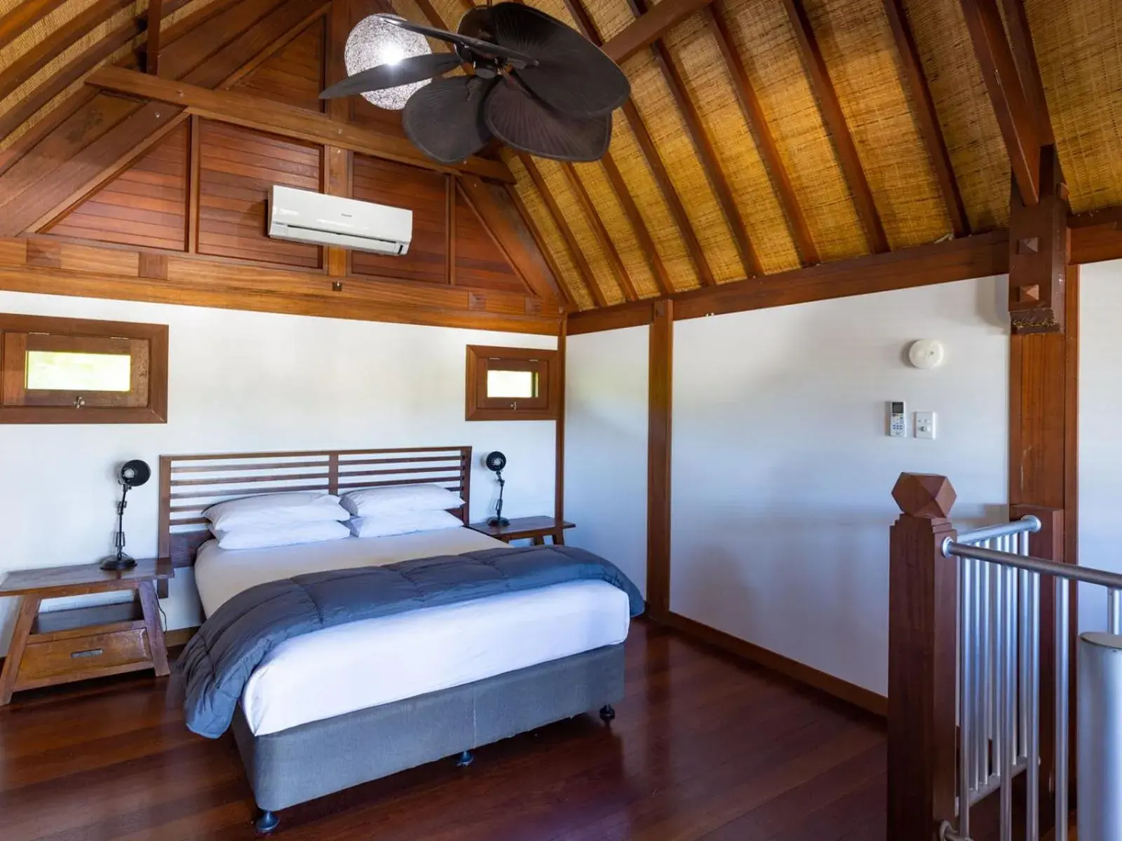 Two - Story Bali Villa in NRMA Airlie Beach Holiday Park Two - Story Bali Villa in NRMA Airlie Beach Holiday Park