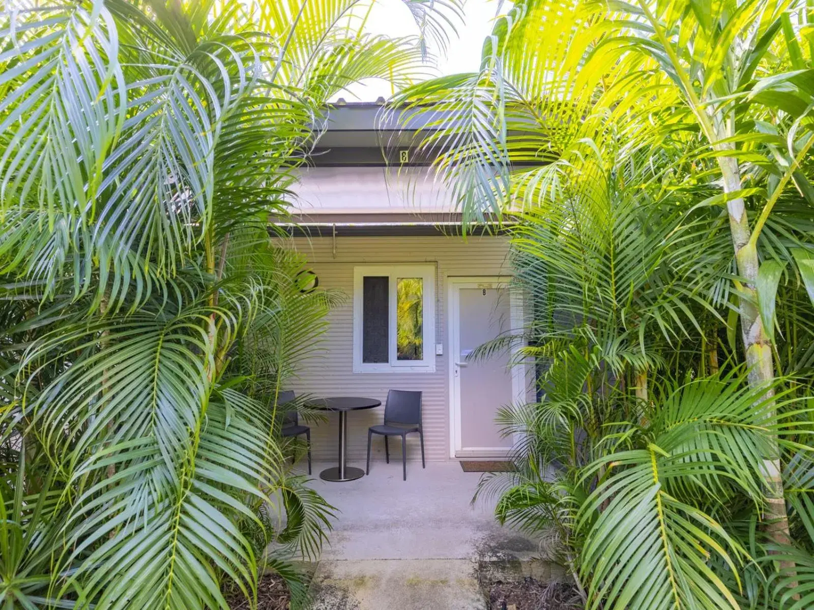 Lodge in NRMA Airlie Beach Holiday Park Lodge in NRMA Airlie Beach Holiday Park