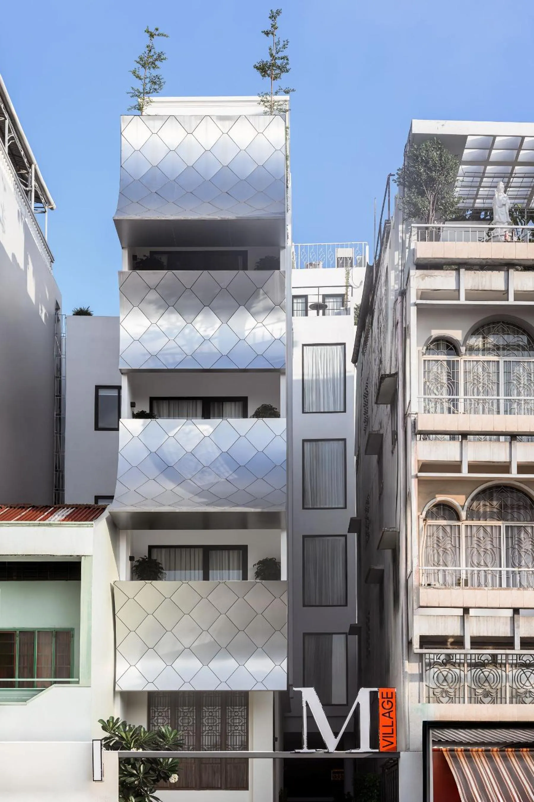 Property building in Express by M Village Võ Văn Kiệt