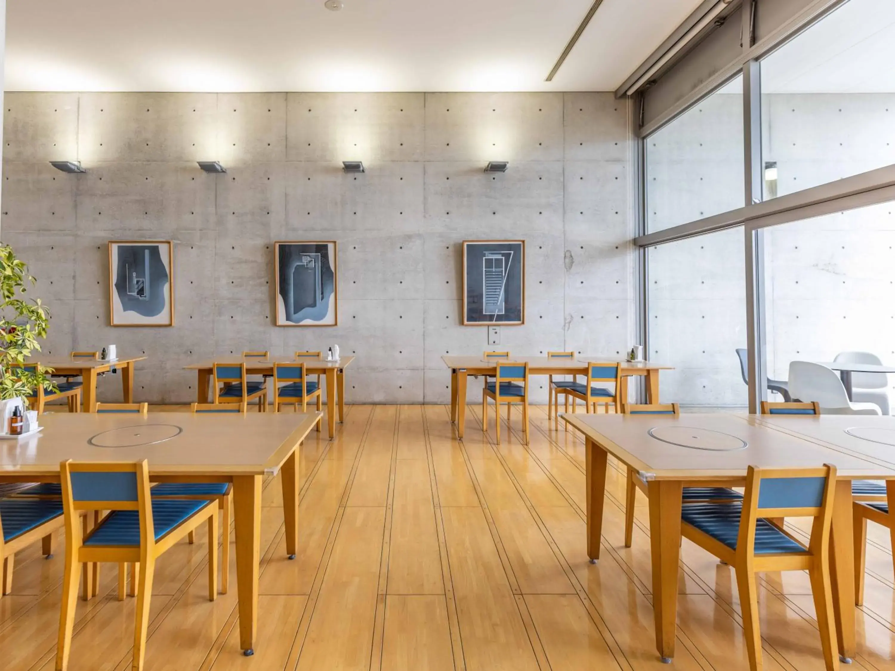 Restaurant/places to eat in TOTO Seawind Awaji Restaurant/places to eat in TOTO Seawind Awaji