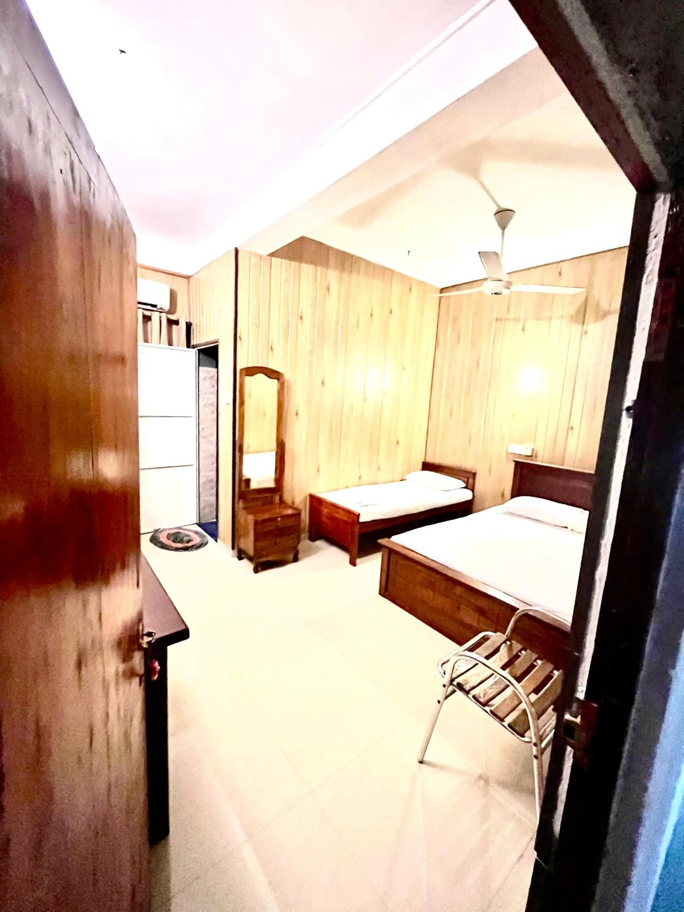 Bed in Holiday Inn Unawatuna