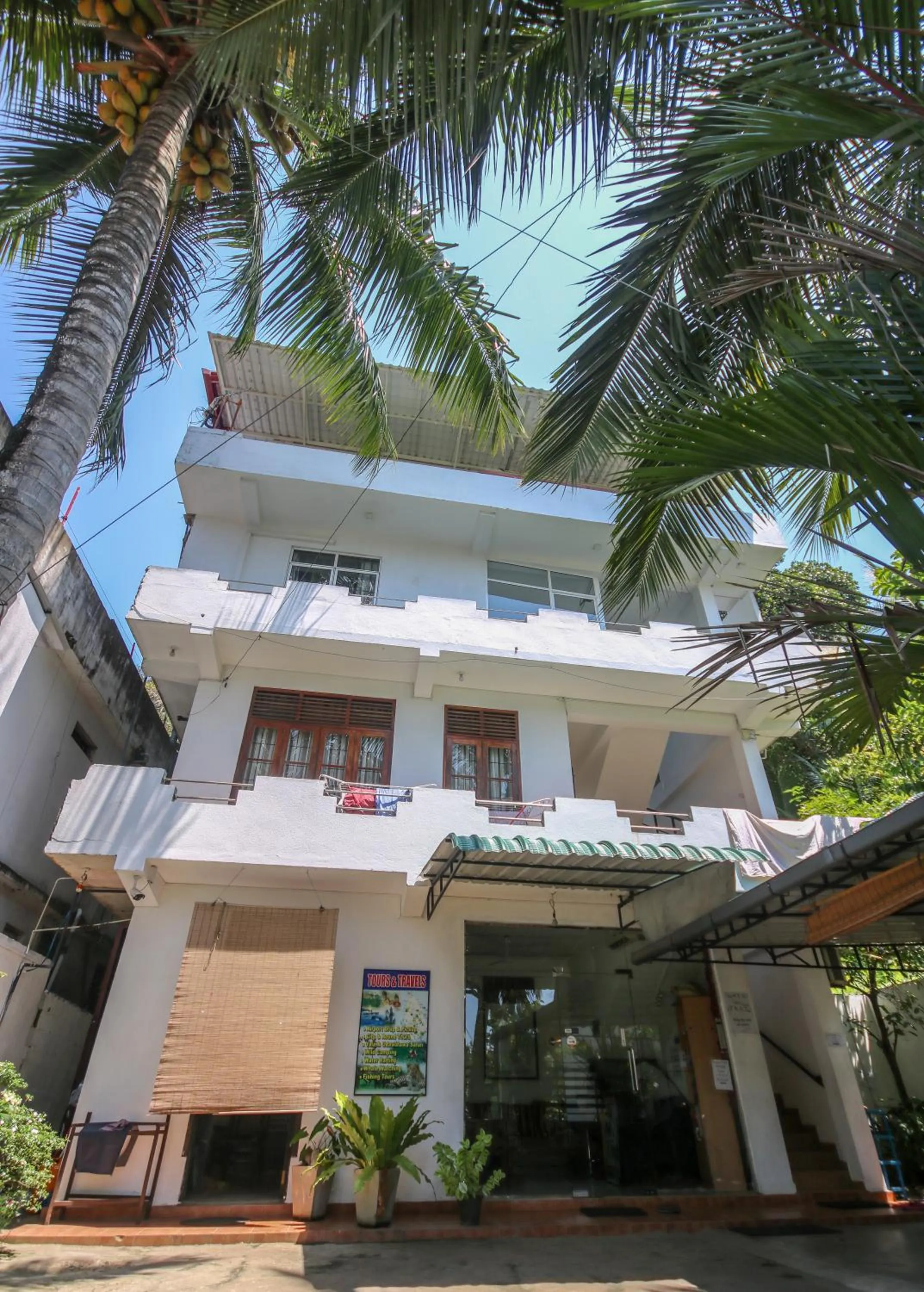 Property building in Holiday Inn Unawatuna