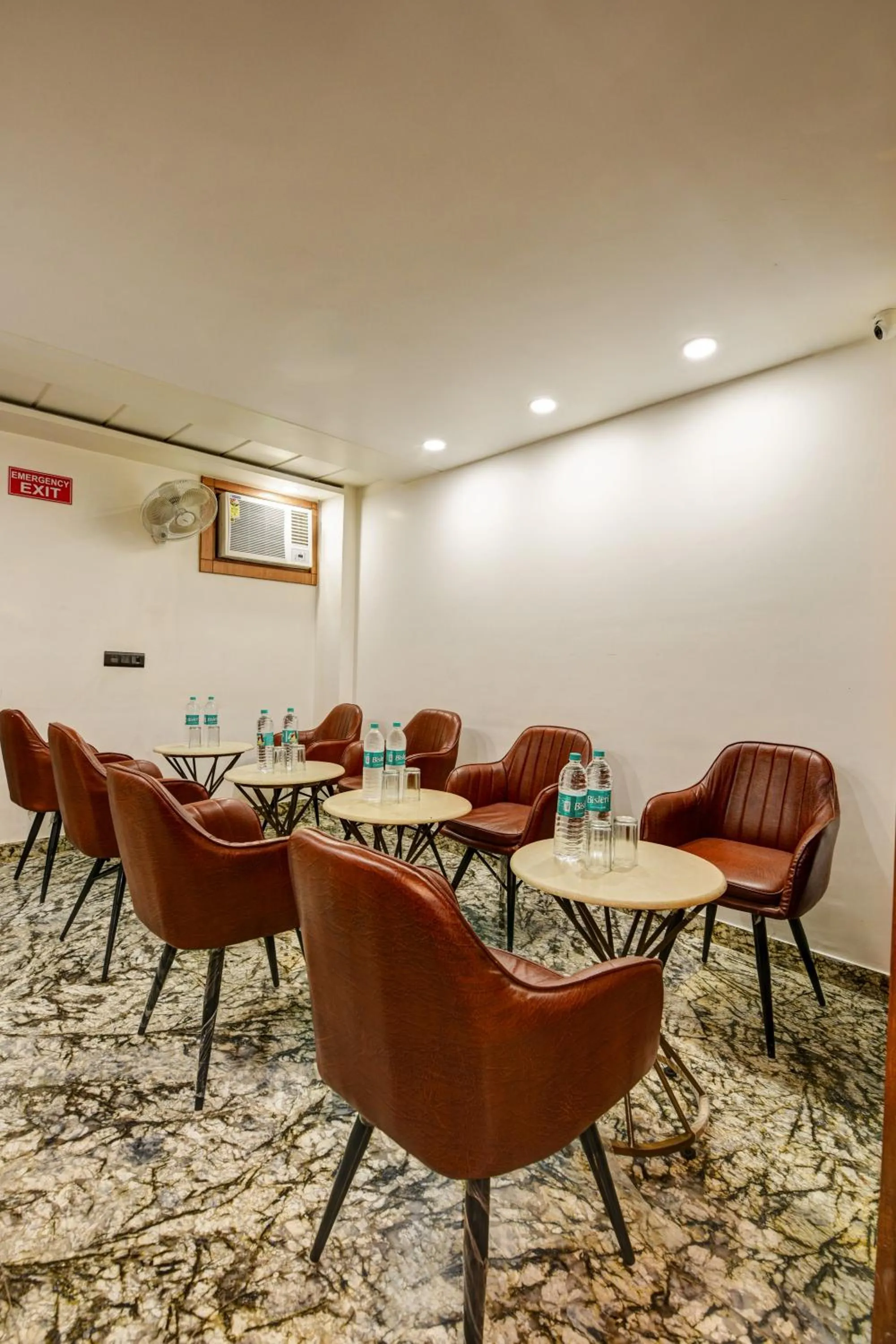 Living room in Hotel Mehul International -Near New Delhi Railway Station, Paharganj & Connaught Place