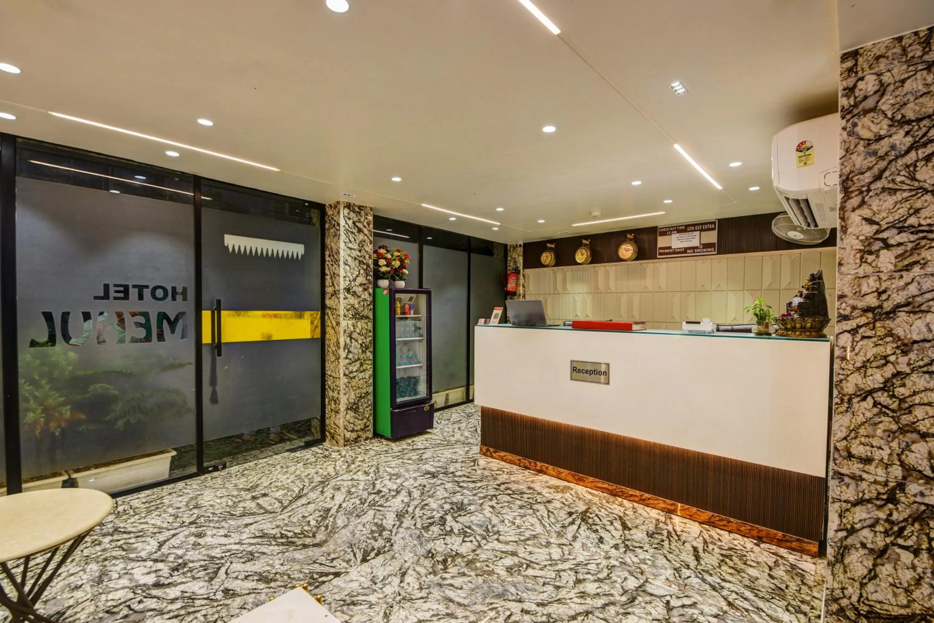 Lobby or reception in Hotel Mehul International -Near New Delhi Railway Station, Paharganj & Connaught Place
