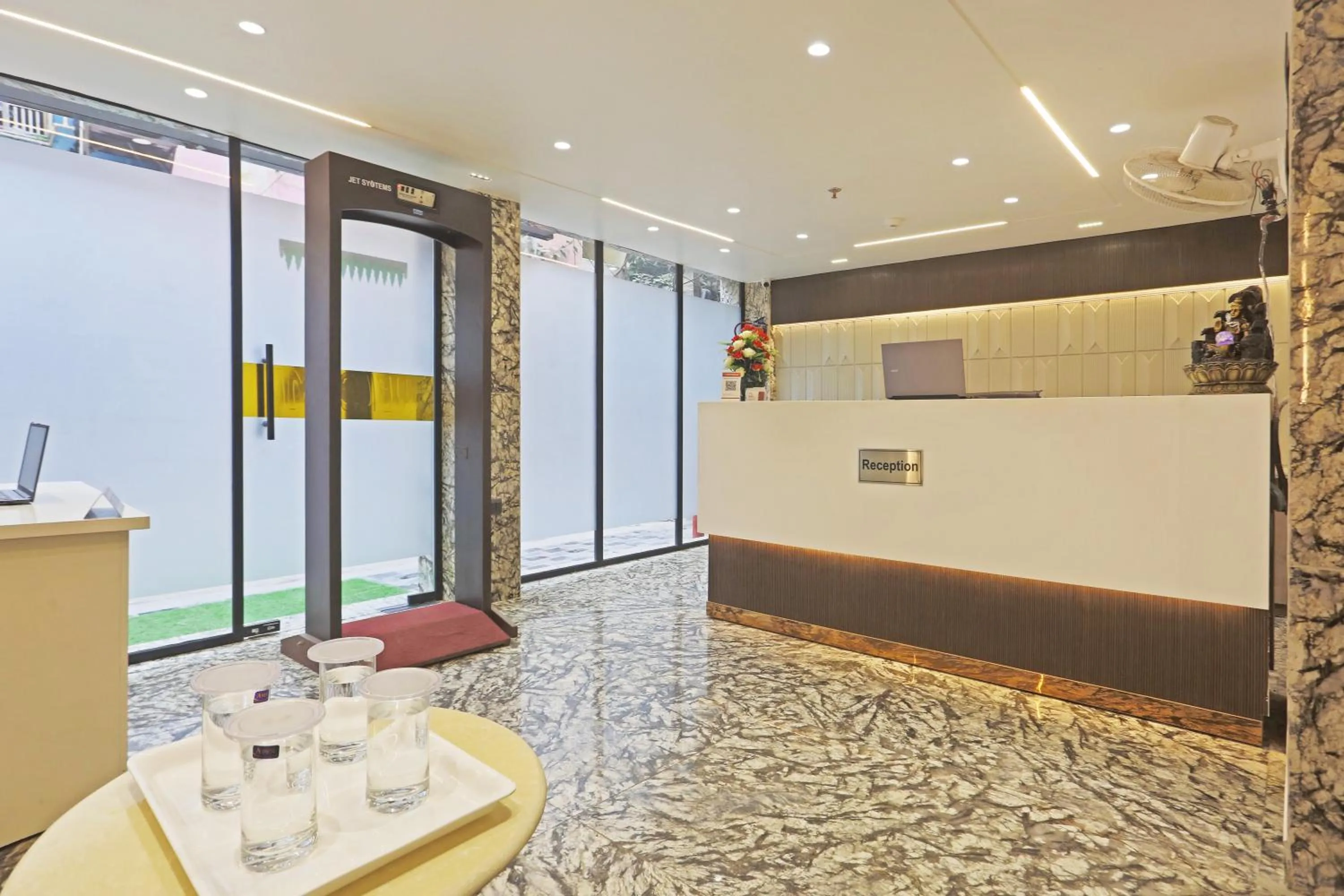 Lobby or reception in Hotel Mehul International -Near New Delhi Railway Station, Paharganj & Connaught Place