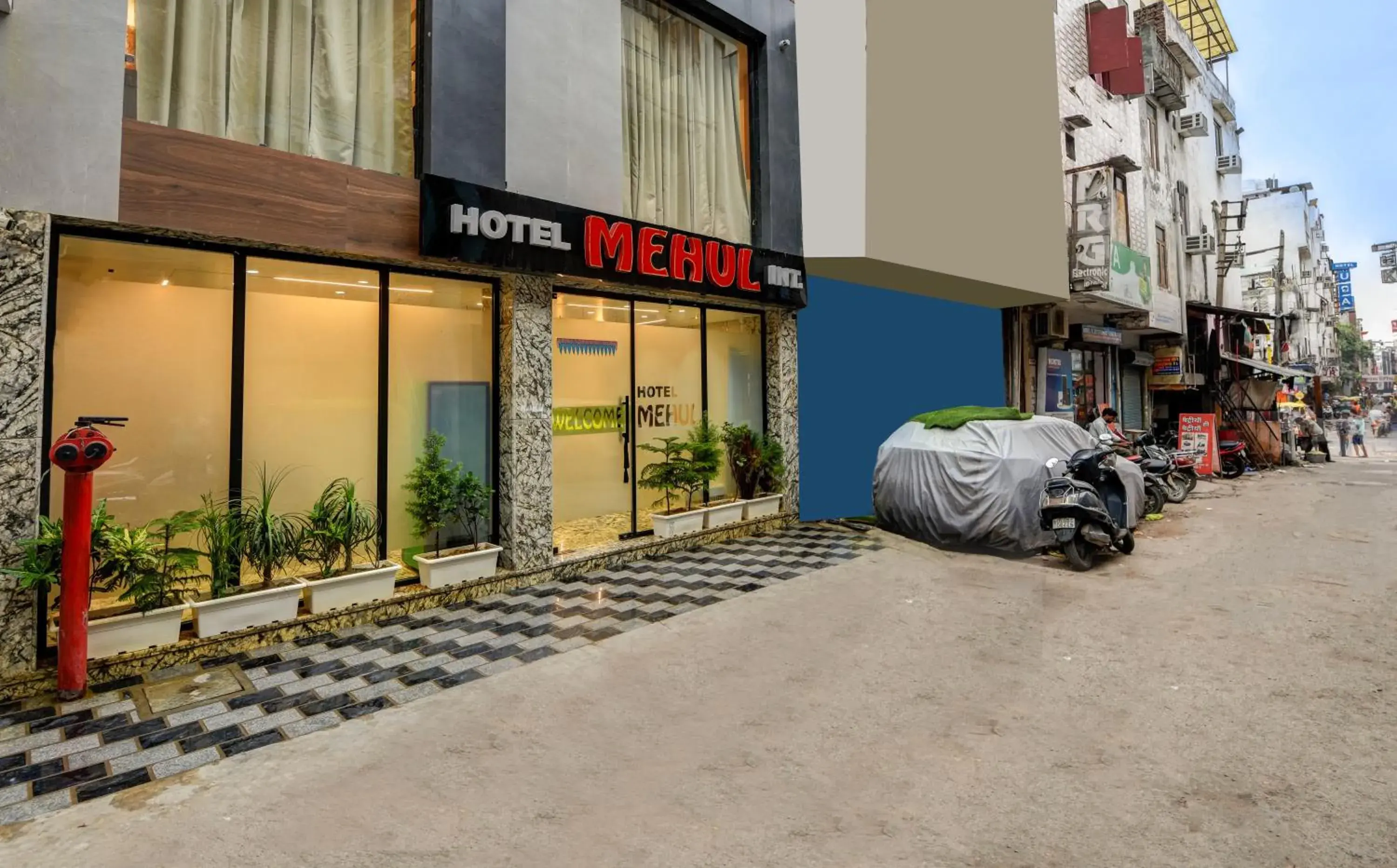 Property building in Hotel Mehul International -Near New Delhi Railway Station, Paharganj & Connaught Place Property building in Hotel Mehul International -Near New Delhi Railway Station, Paharganj & Connaught Place
