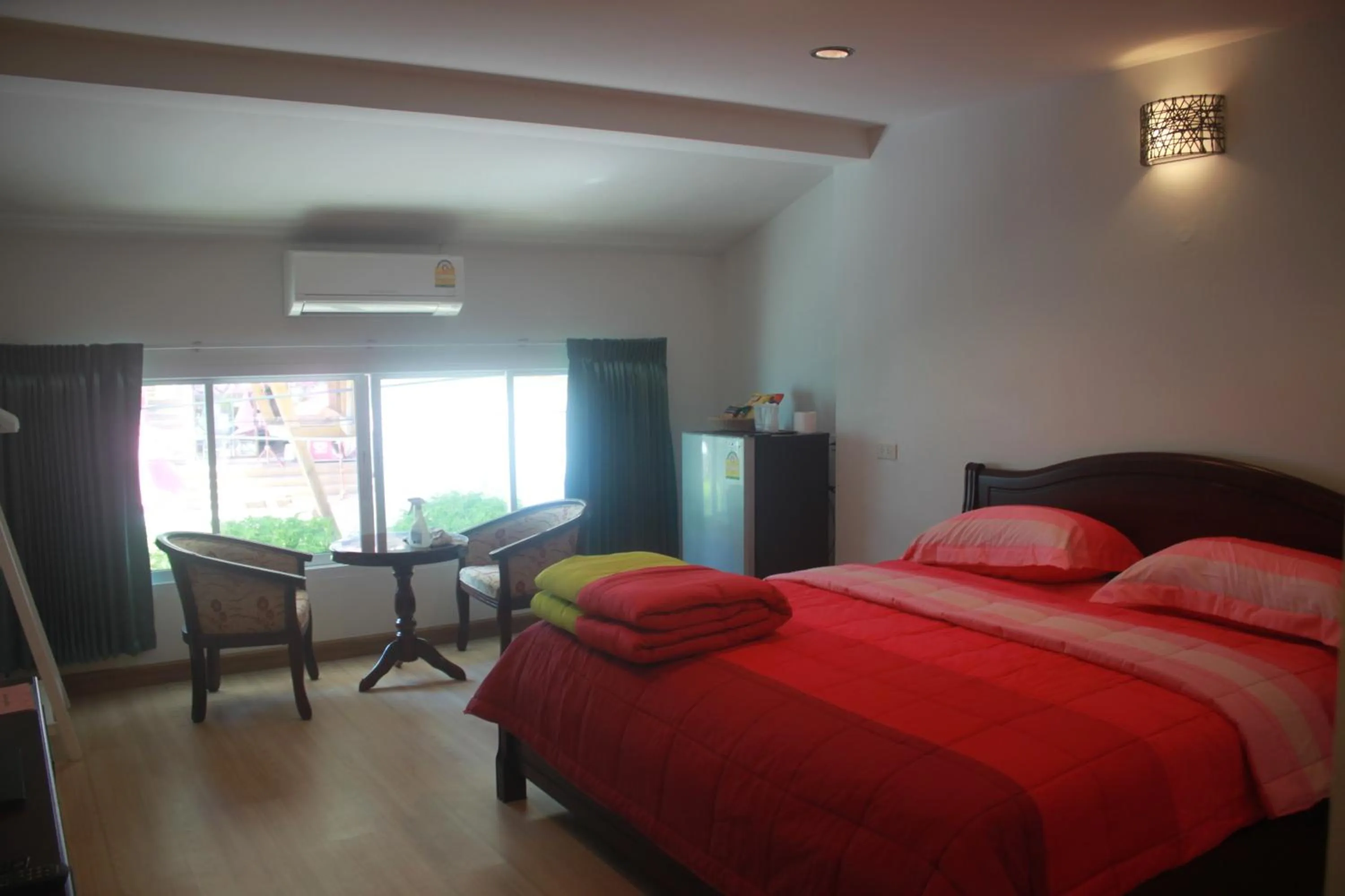 Day, Bed in Nong Nuey Rooms