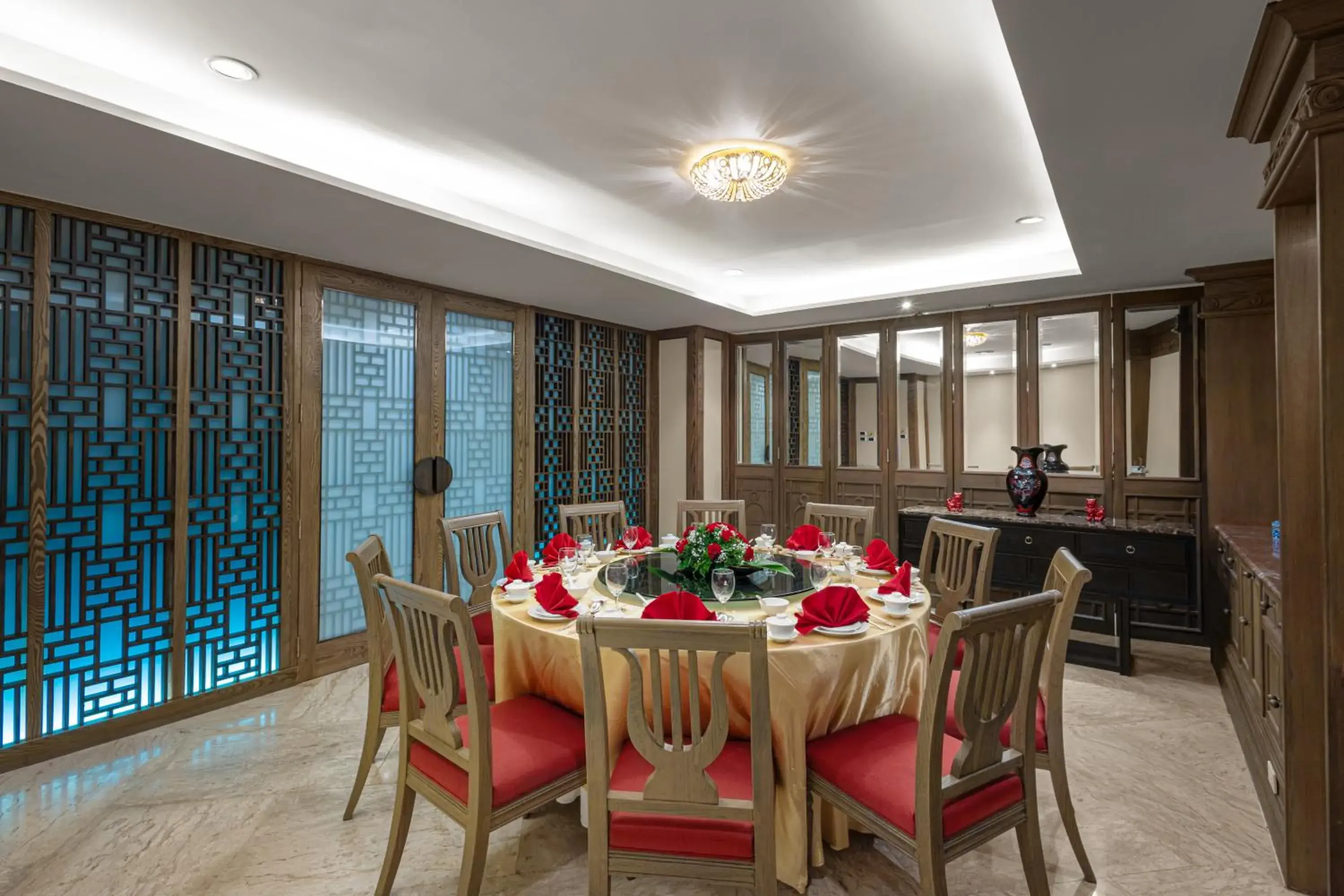 Restaurant/places to eat in Royal Cliff Grand Hotel Pattaya Restaurant/places to eat in Royal Cliff Grand Hotel Pattaya