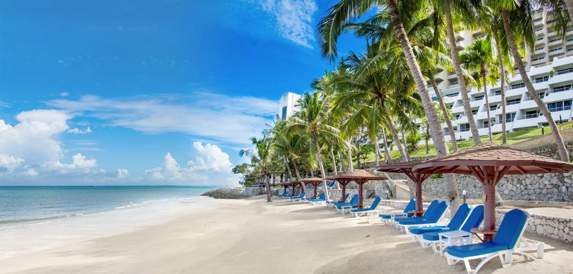 Beach in Royal Cliff Grand Hotel Pattaya