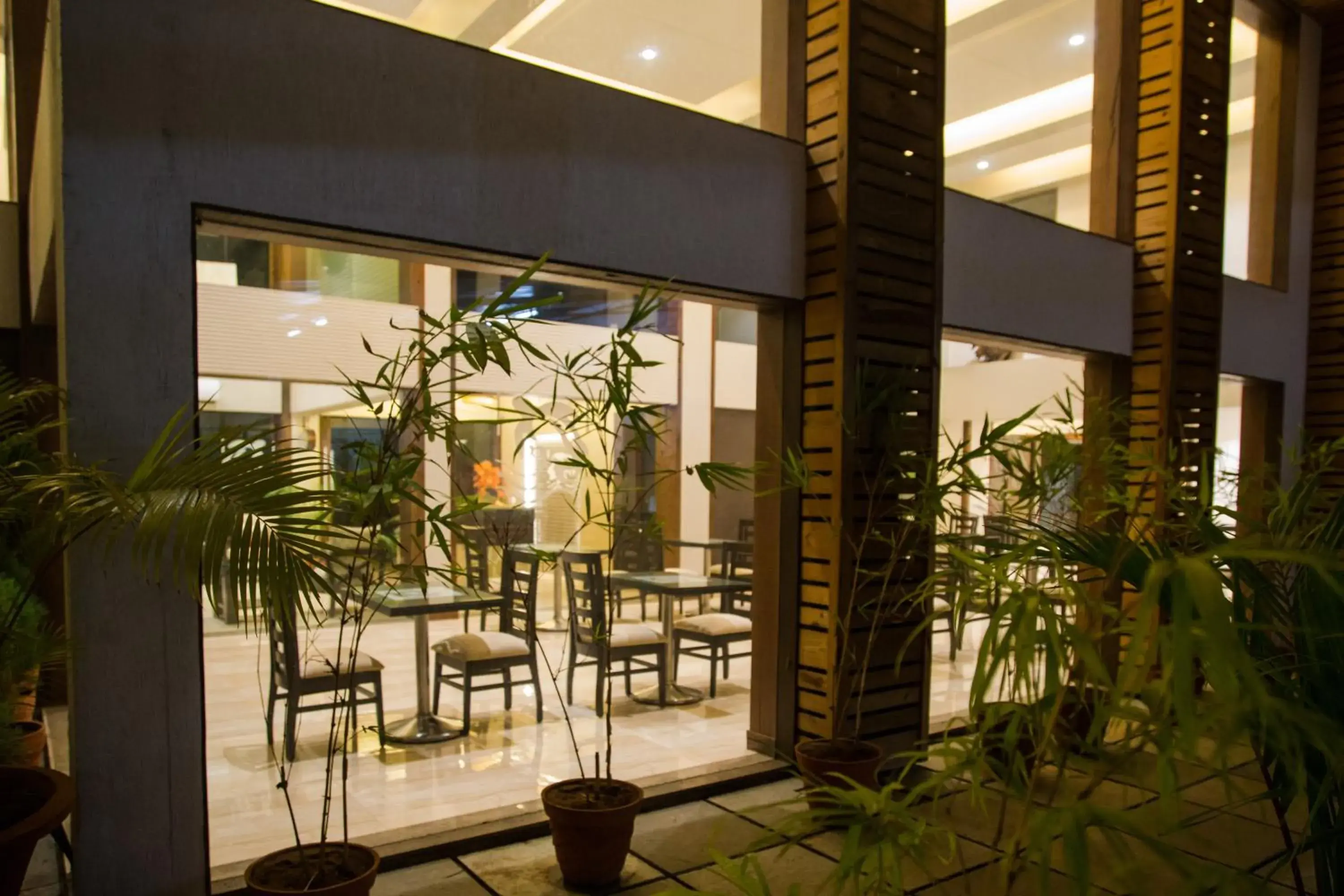 Restaurant/places to eat in Turtle Beach Resort - Morjim Restaurant/places to eat in Turtle Beach Resort - Morjim