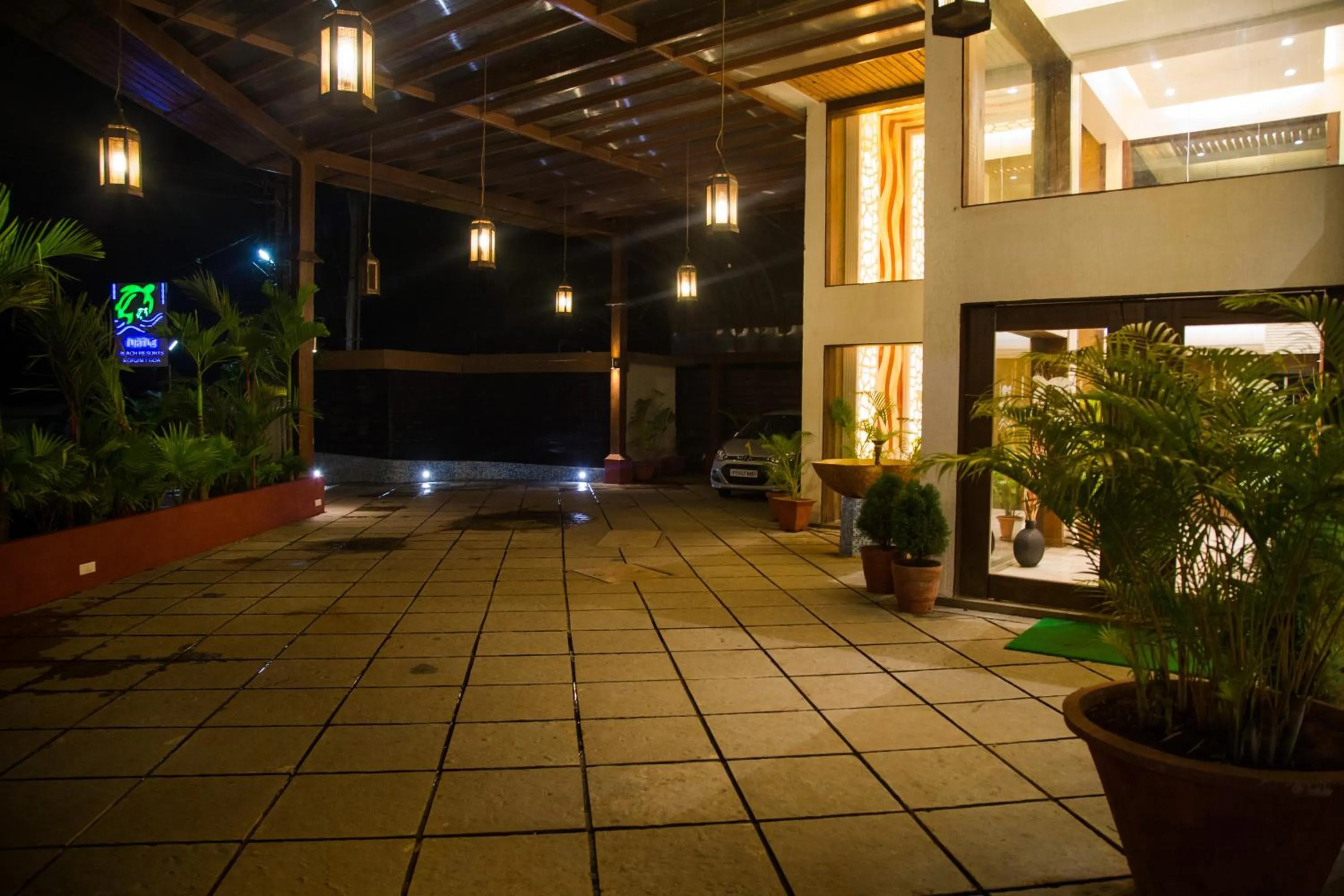 Night in Turtle Beach Resort - Morjim