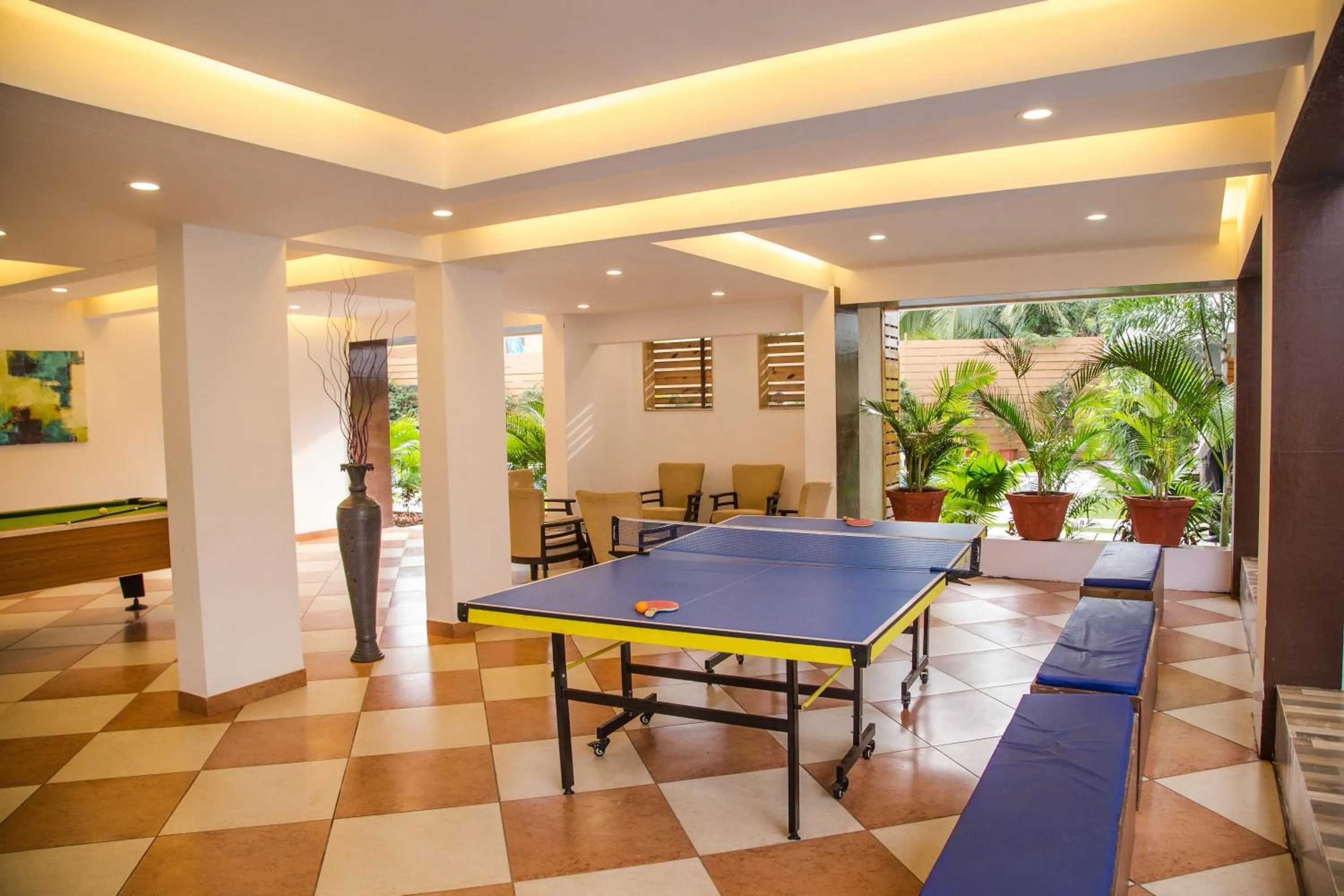 Game Room in Turtle Beach Resort - Morjim