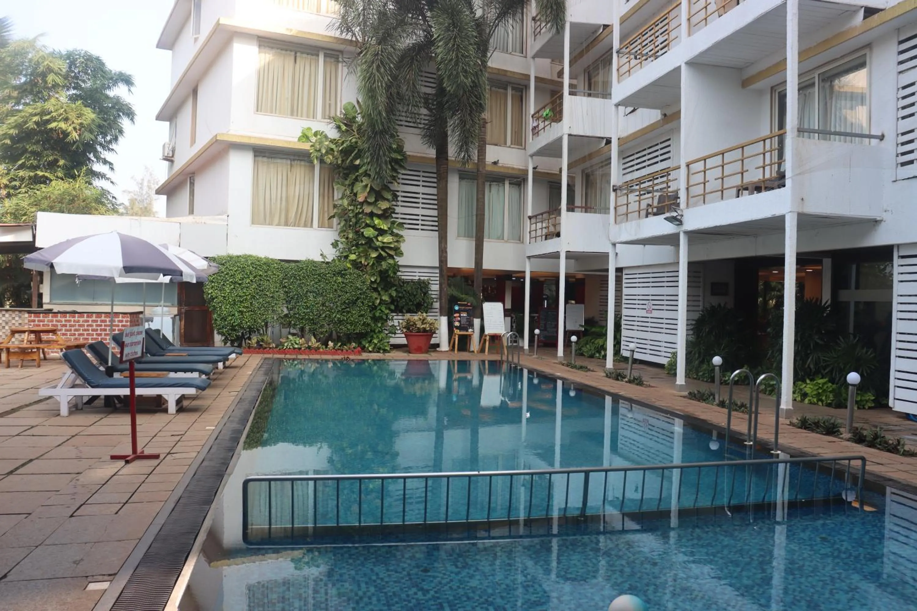 Property building in Turtle Beach Resort - Morjim