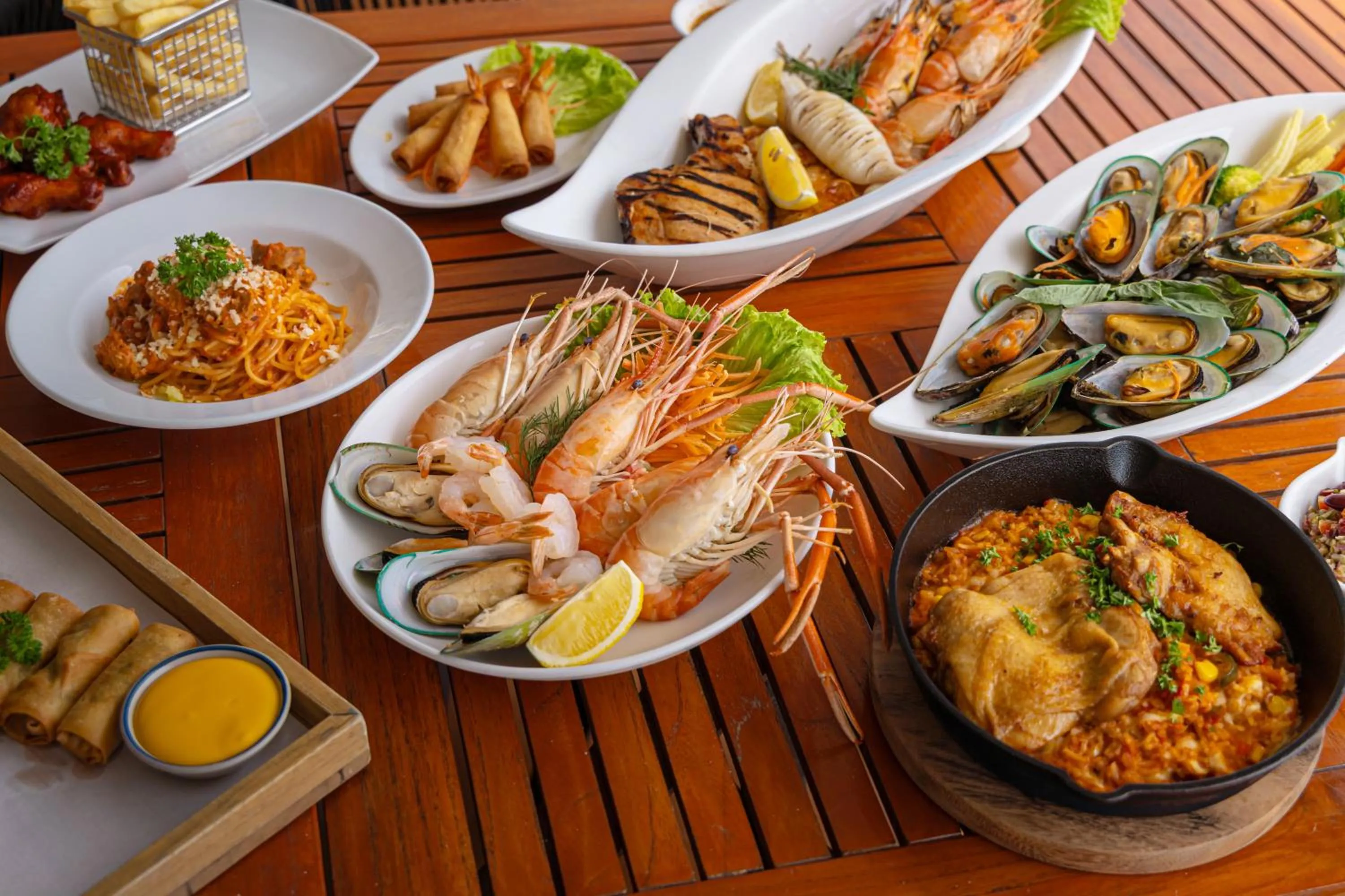 Restaurant/places to eat in Royal Cliff Beach Terrace Pattaya