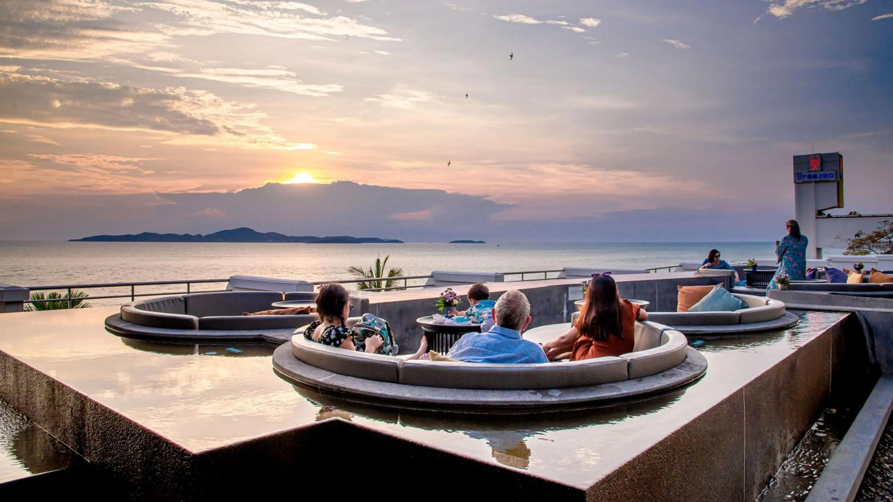 Sea view in Royal Cliff Beach Terrace Pattaya