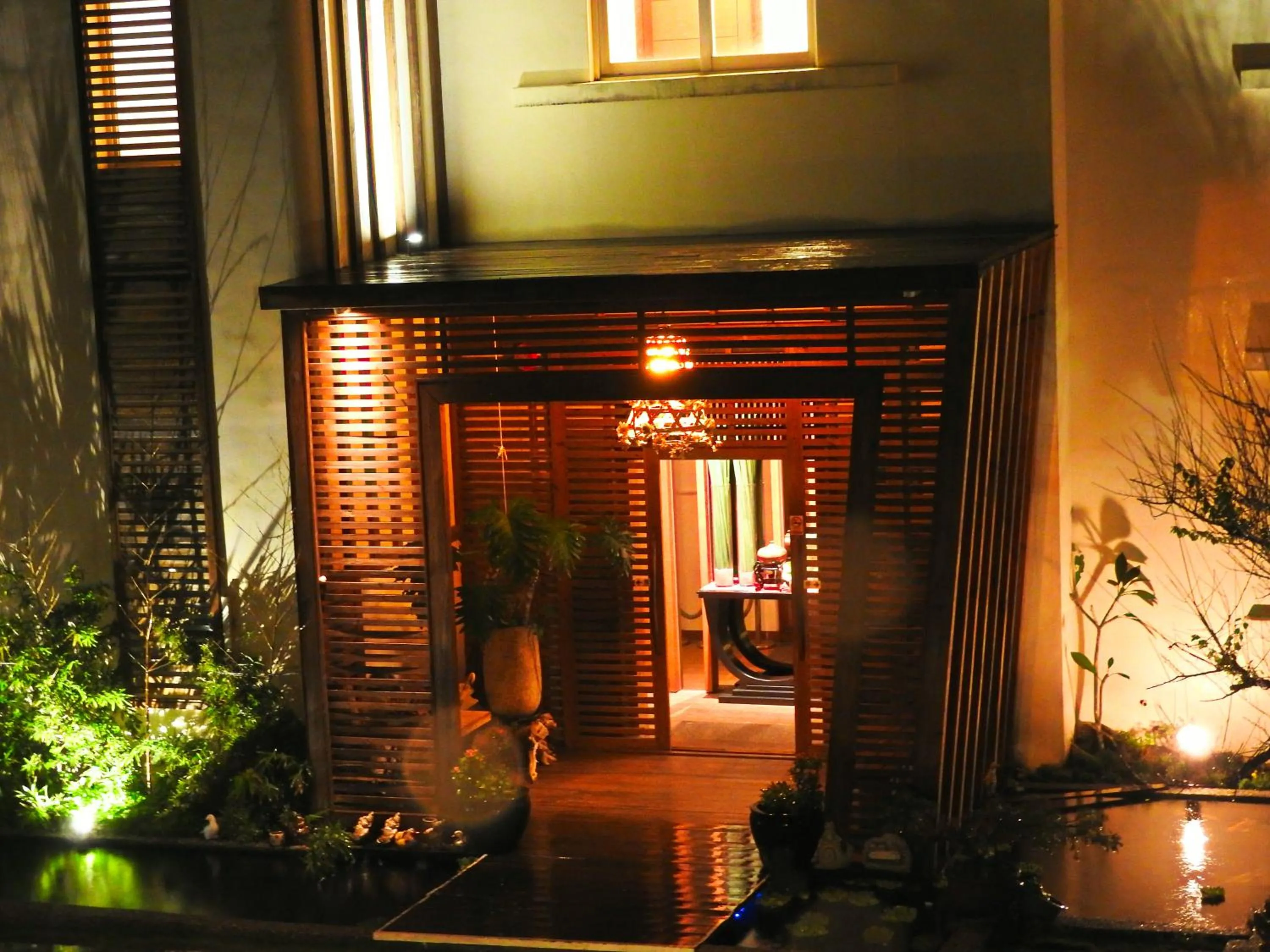 Facade/entrance in Hai Yuansu 178