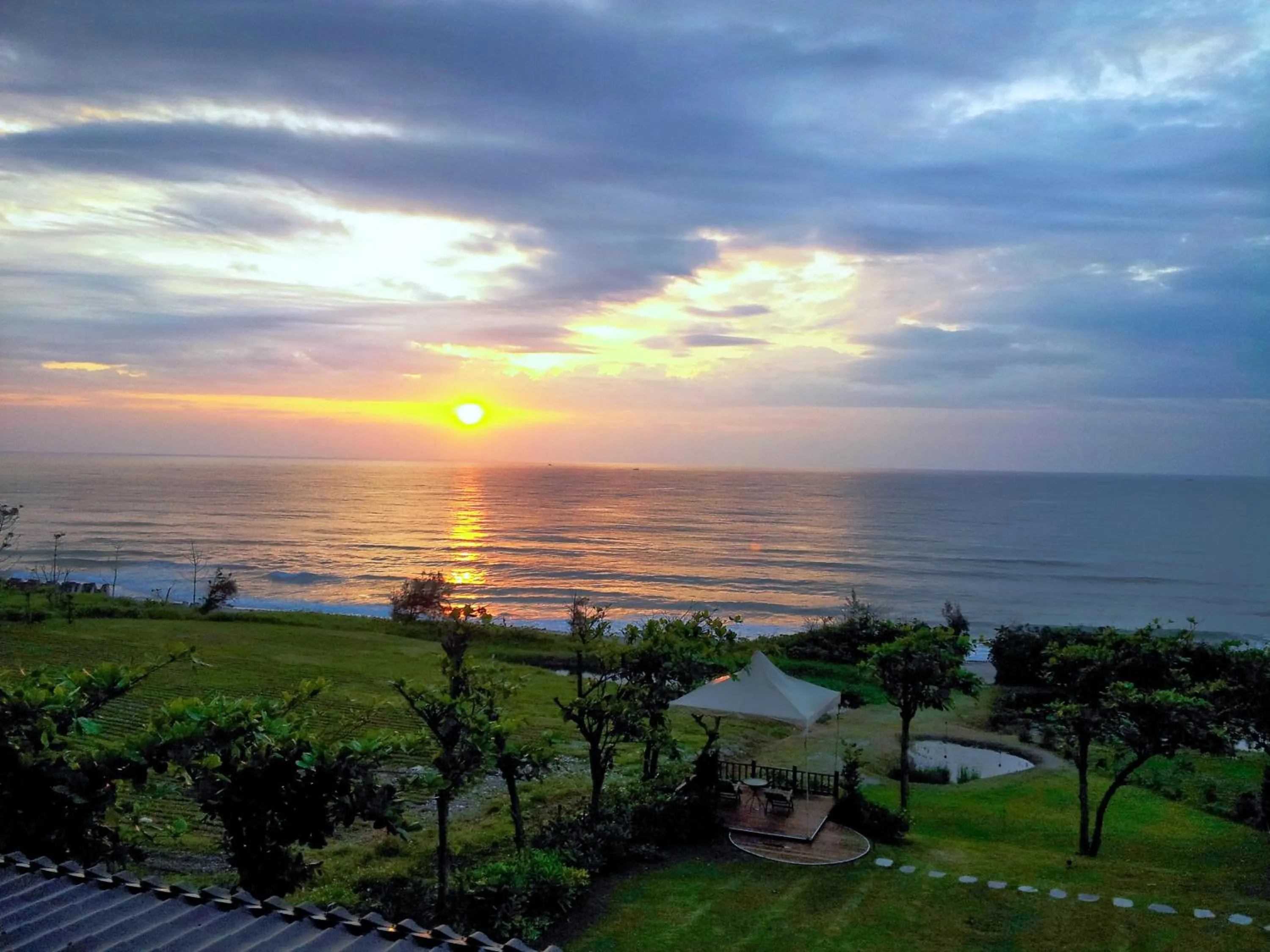 Sunrise in Hai Yuansu 178